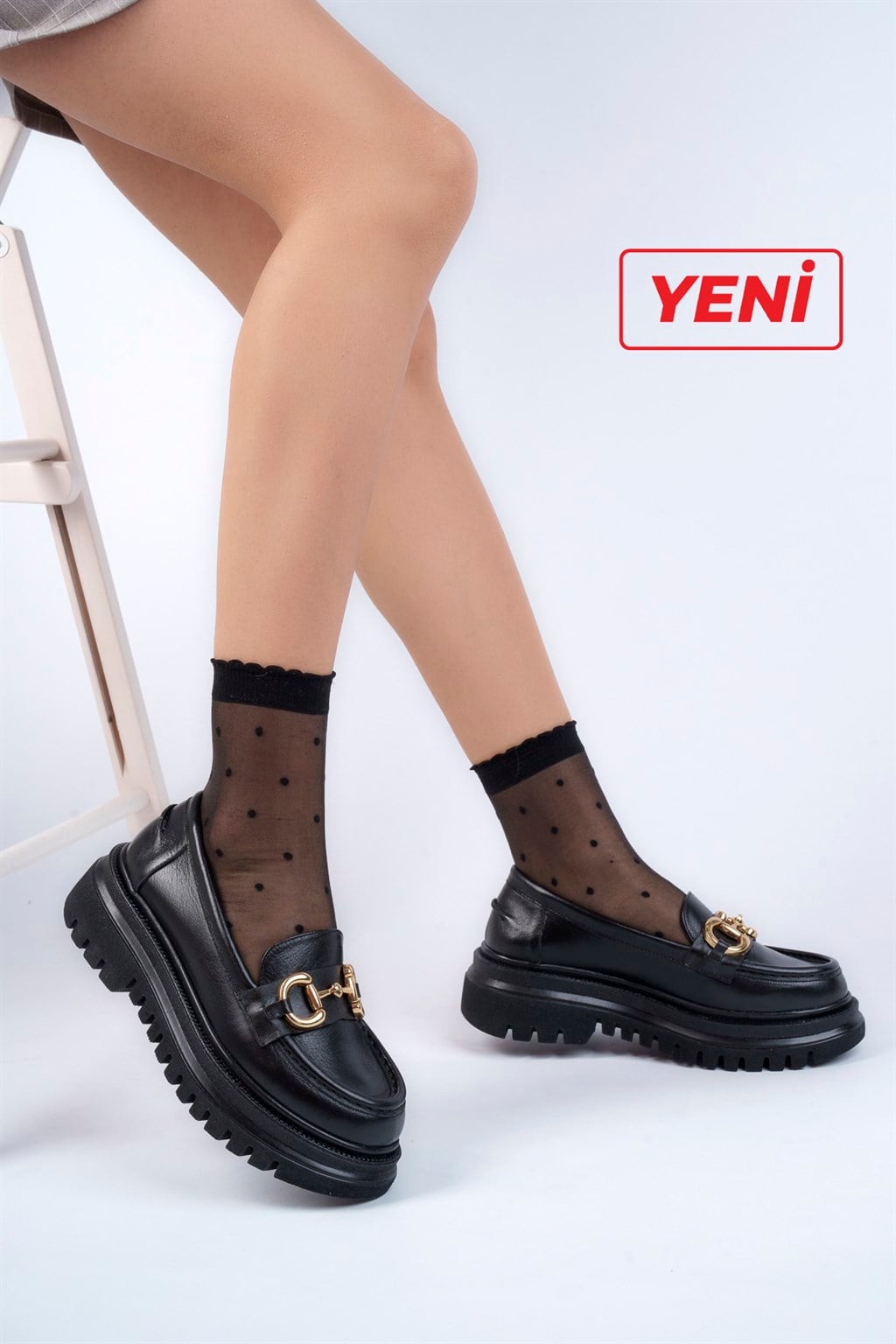 Hakiki Deri Siyah Kadın Günlük Kalın Taban Tokalı Deri Loafer Ayakkabı TRC-216676