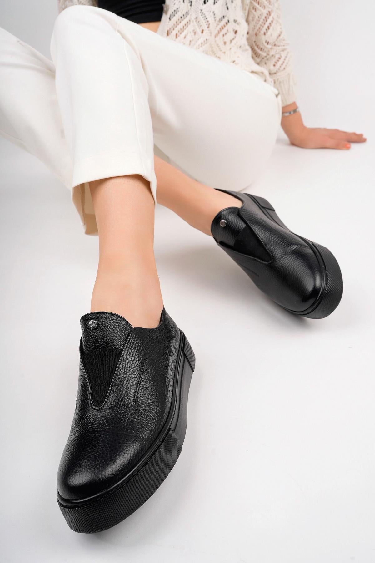 Hakiki Deri Siyah Siyah Kadın Deri Sneaker DP38-2610