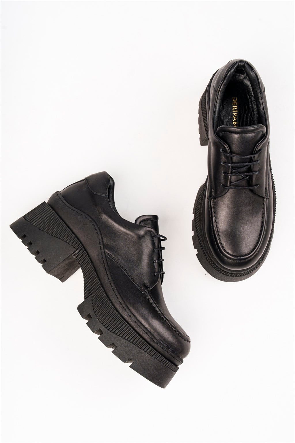 Hakiki Deri Siyah Tırtıklı Platform Taban Loafer Ayakkabı TRC-3003