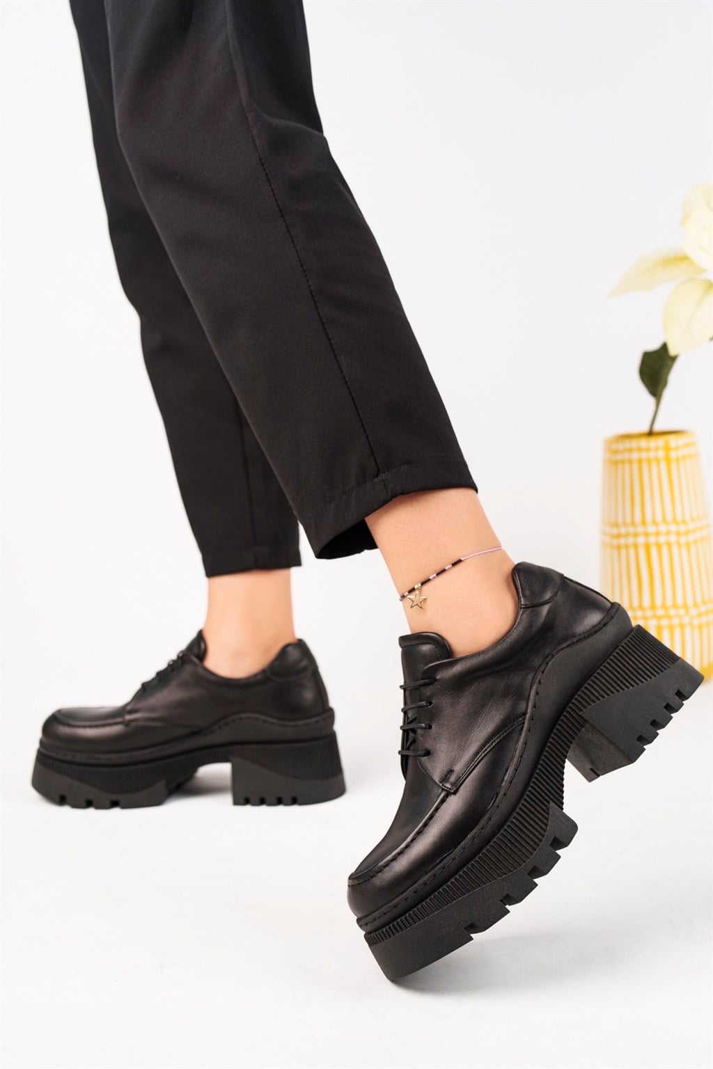 Hakiki Deri Siyah Tırtıklı Platform Taban Loafer Ayakkabı TRC-3003