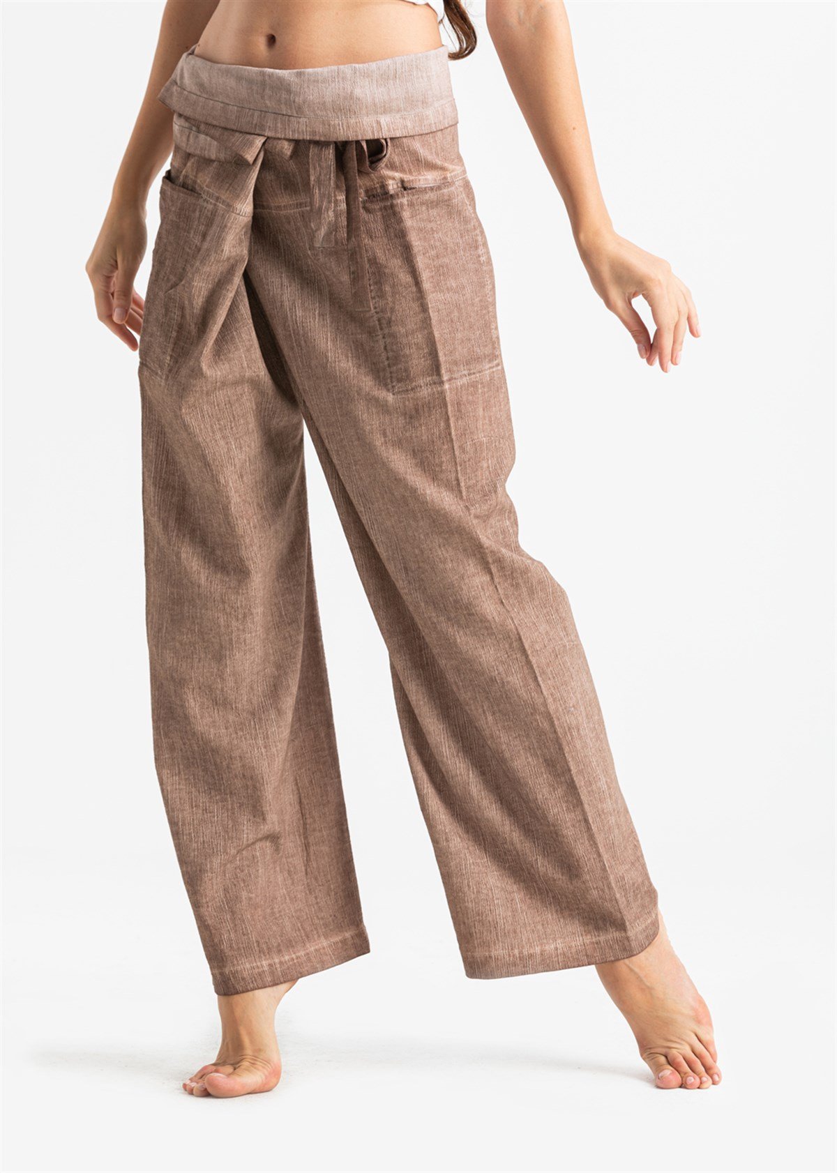 Women Sile Fabric Thai Fisherman Pants Brown