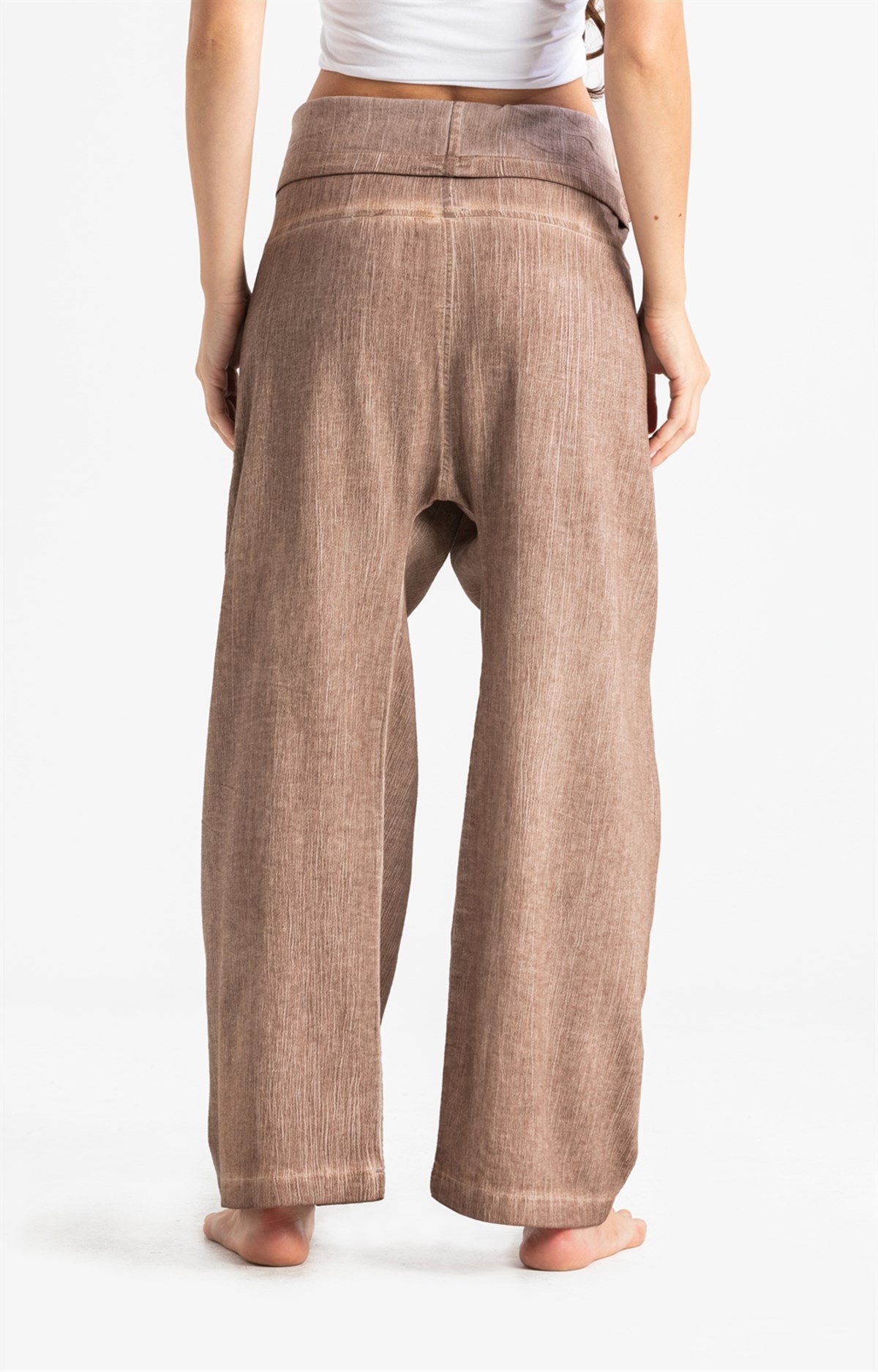 Women Sile Fabric Thai Fisherman Pants Brown