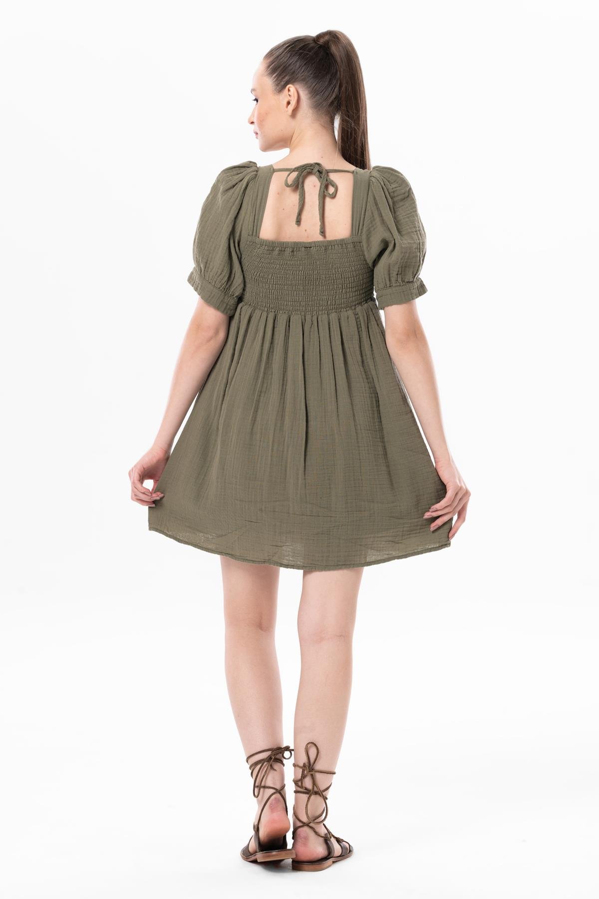 Kısa Kol Lara Kare Yaka Bağlama Detaylı Yazlık Müslin Elbise Haki Hk