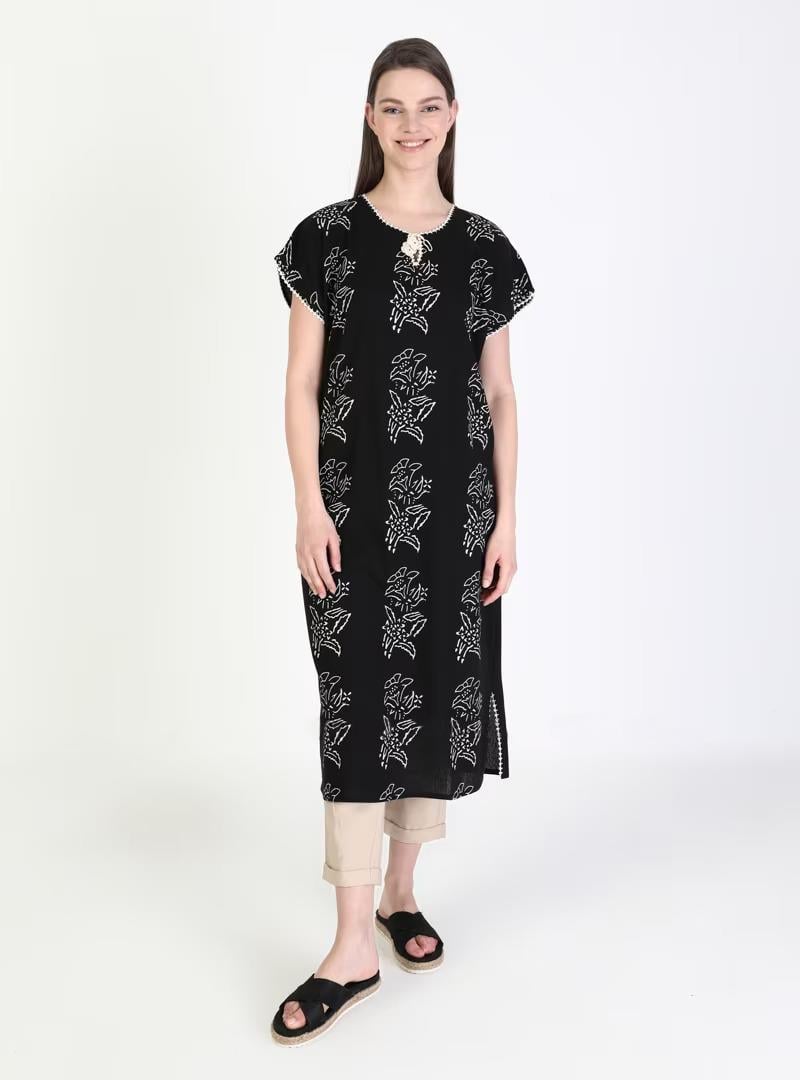 Short Sleeve Sile Fabric Baskılı Midi Dress Lily Pattern Black