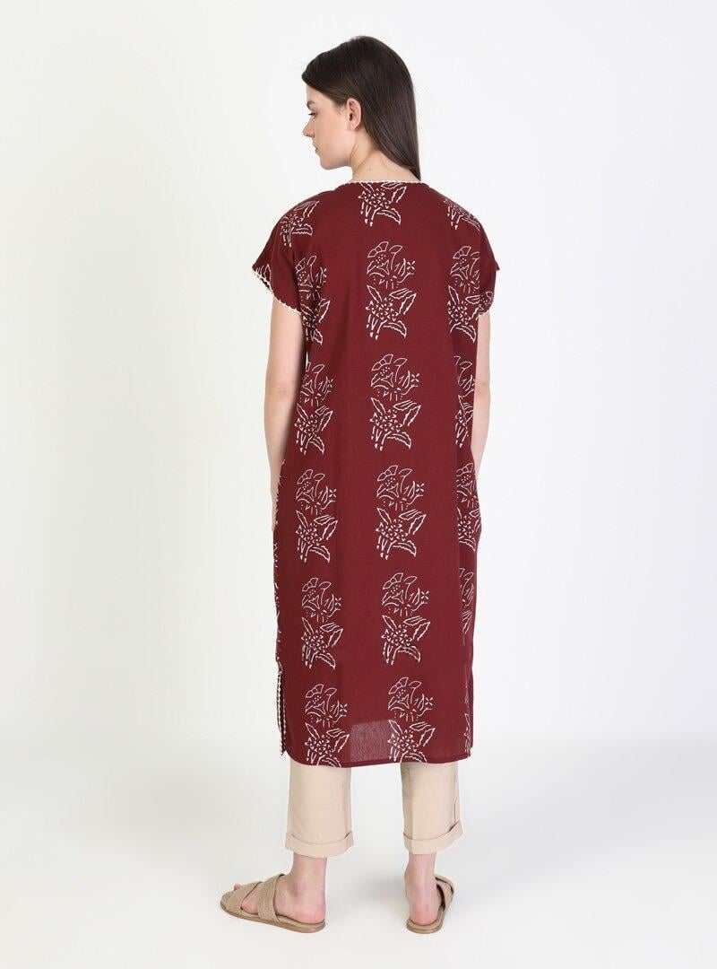 Kısa Kol Şile Bezi Baskılı Midi Boy Elbise Zambak Desen Bordo Brd