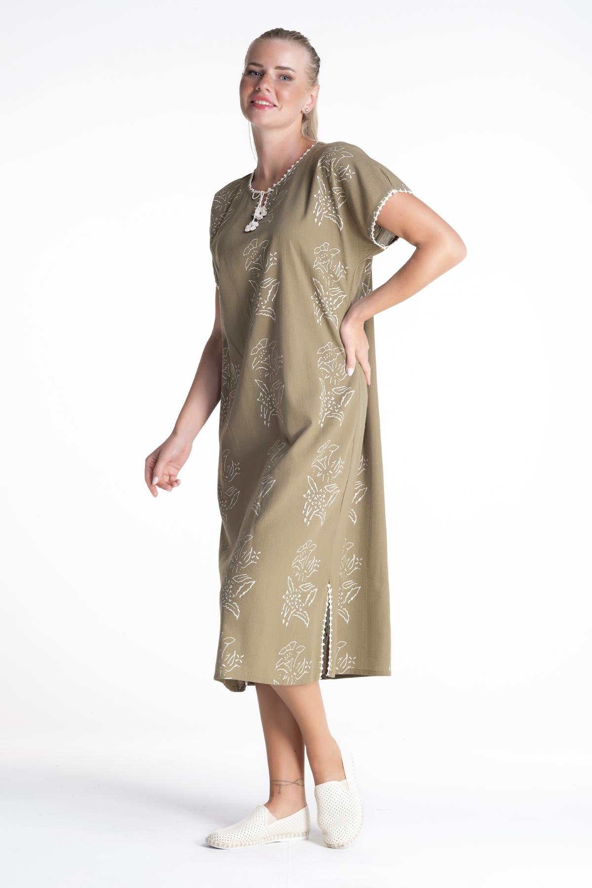 Kısa Kol Şile Bezi Baskılı Midi Boy Elbise Zambak Desen Haki Hk