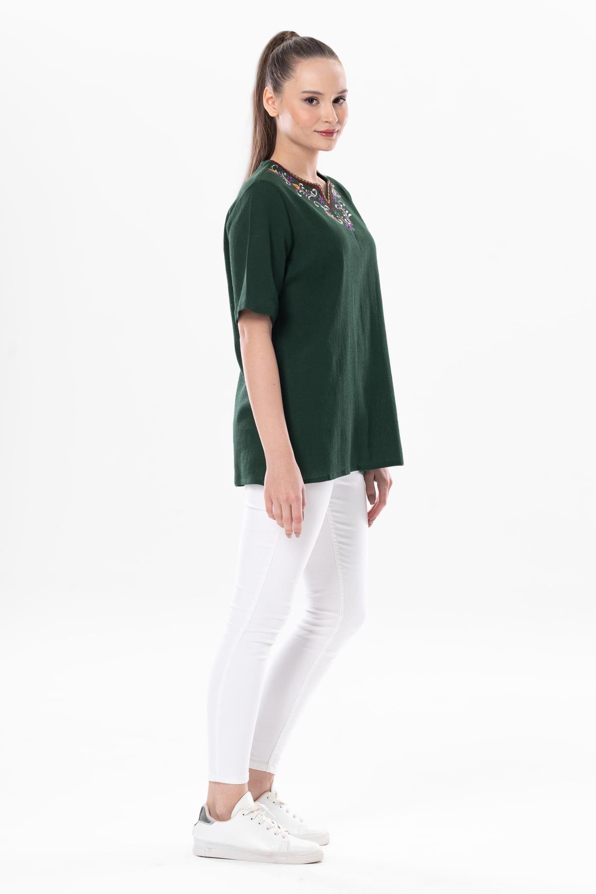 Kısa Kol Şile Bezi Gökkuşağı Nakış Detaylı Yazlık Bluz Yeşil Ysl