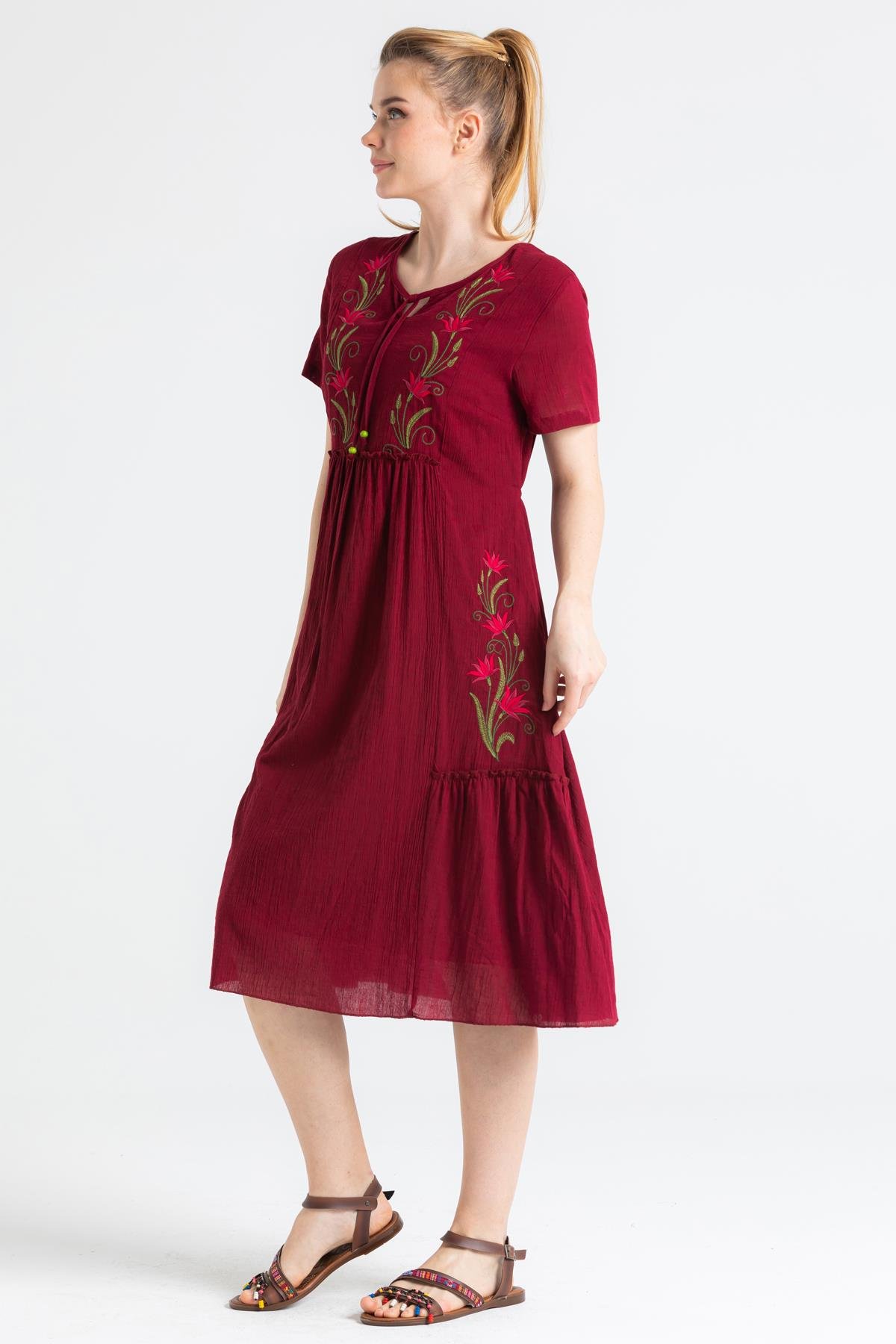 Kısa Kol Şile Bezi Lalezar Nakışlı Midi Boy Elbise Bordo Brd