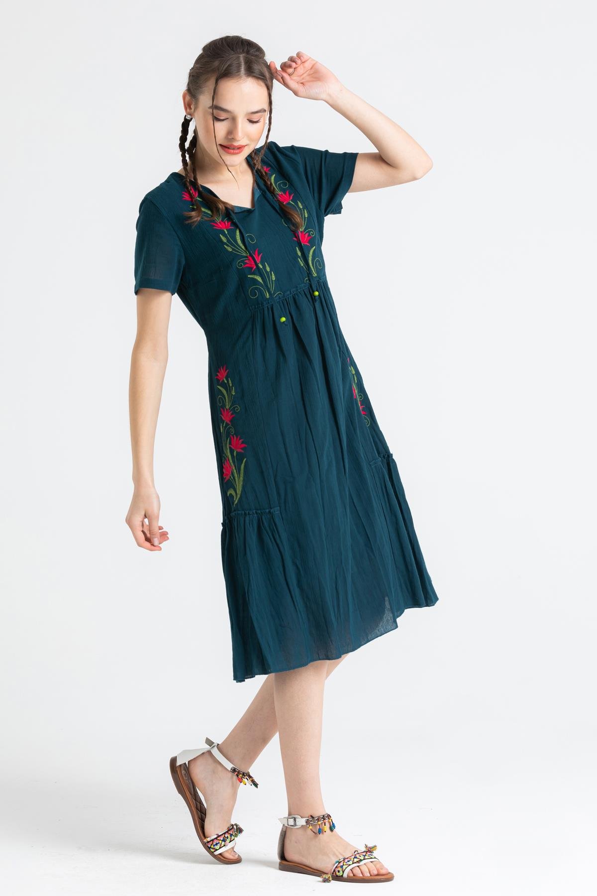 Kısa Kol Şile Bezi Lalezar Nakışlı Midi Boy Elbise Petrol Ptrl