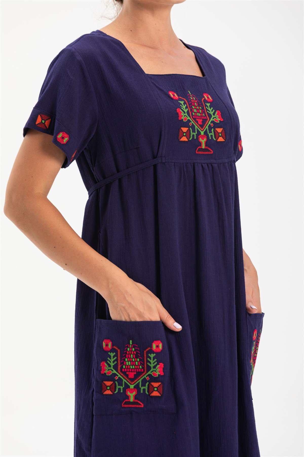 Kısa Kol Şile Bezi Melek Midi Boy Elbise Lacivert