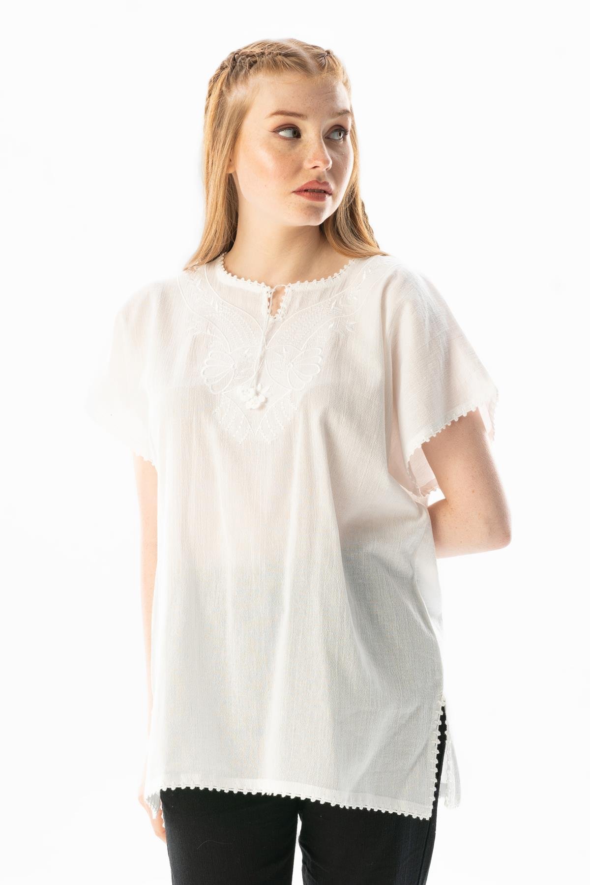 Kısa Kol Şile Bezi Naz Yazlık Bluz Beyaz Byz