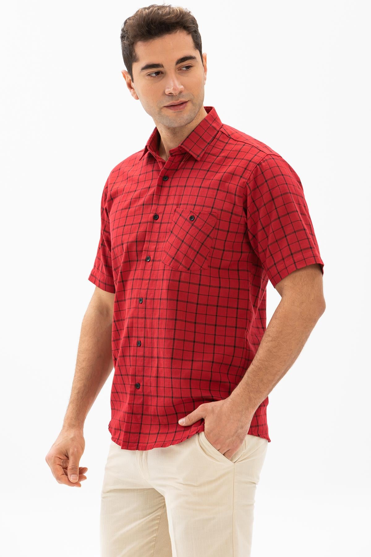 Short Arm Sile Fabric Men Shirt Red Chequered