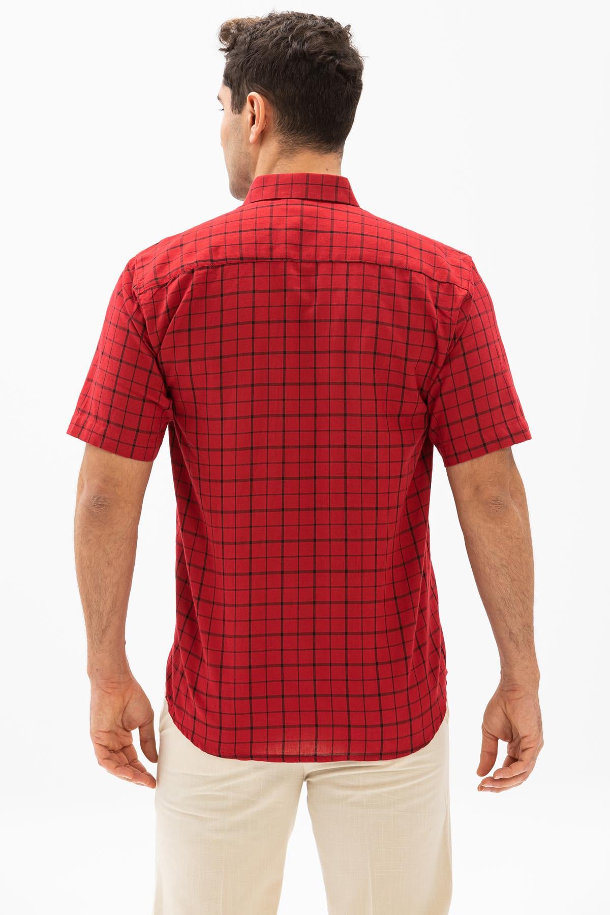Short Arm Sile Fabric Men Shirt Red Chequered