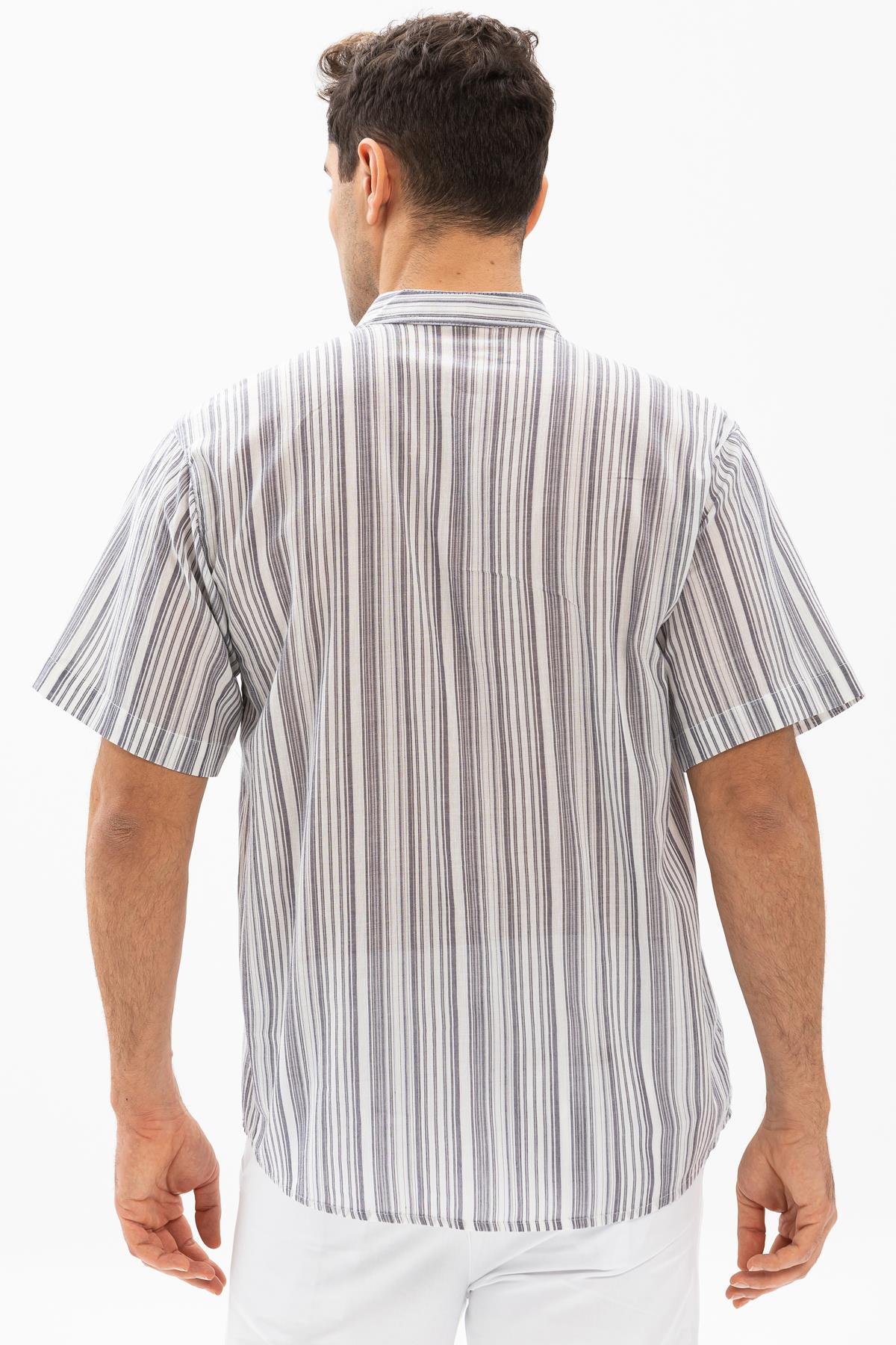 Kısa Kol Şile Bezi Tek Cepli Hakim Yaka Erkek Tshirt Füme Beyaz Çizgili 3014