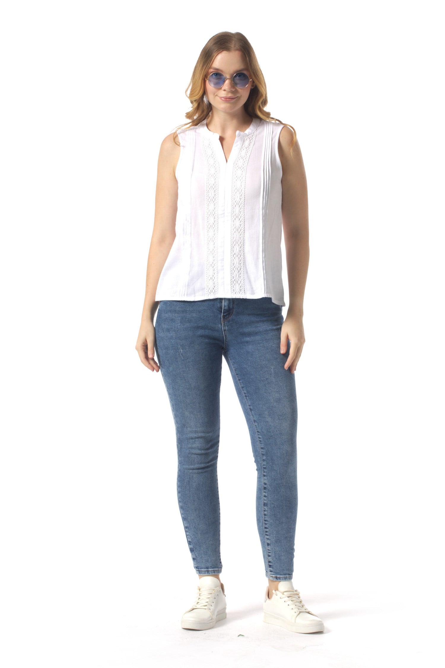 Sleeveless Ceylan Şile Fabric Summer Lace Short Blouse White 