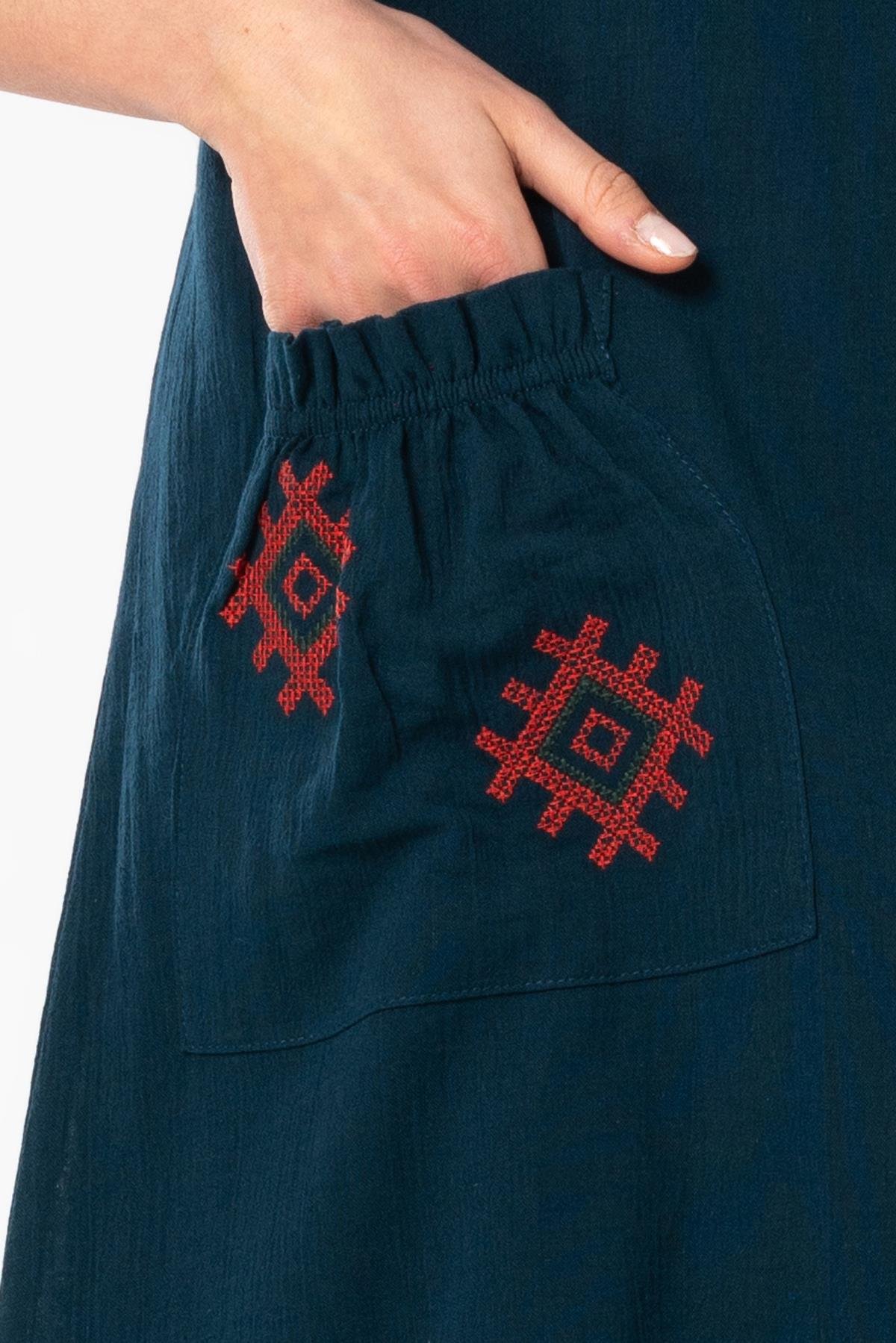 Kolsuz Şile Bezi Kruvaze Yaka Nakışlı Tülin Midi Boy Yazlık Otantik Elbise Petrol Ptrl