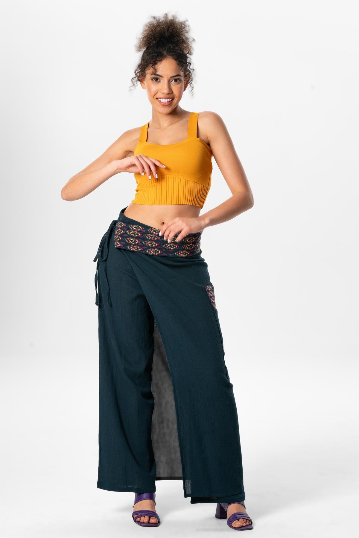 Kumru Şile Bezi Nakışlı Bağlama Detaylı Yazlık Otantik Pantolon Petrol Ptrl