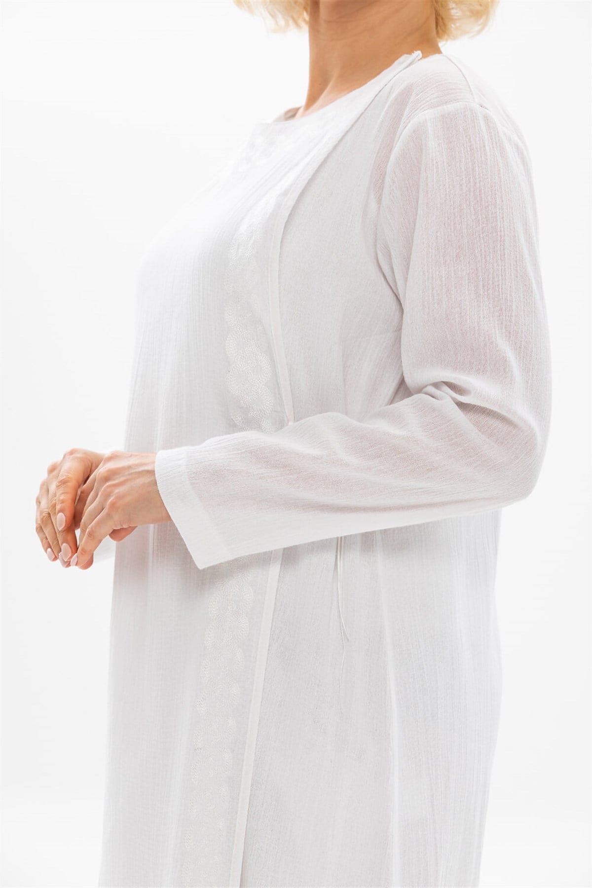 Embroidered Abaya White
