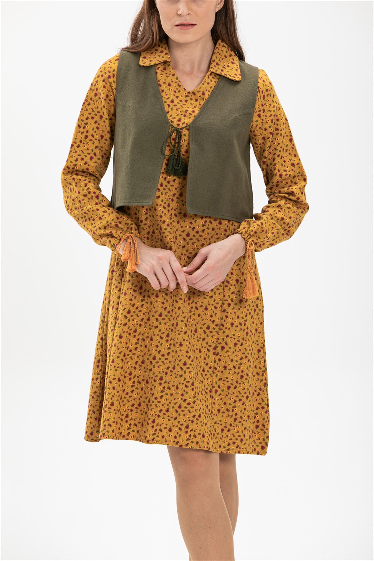 Necla Yelek Haki