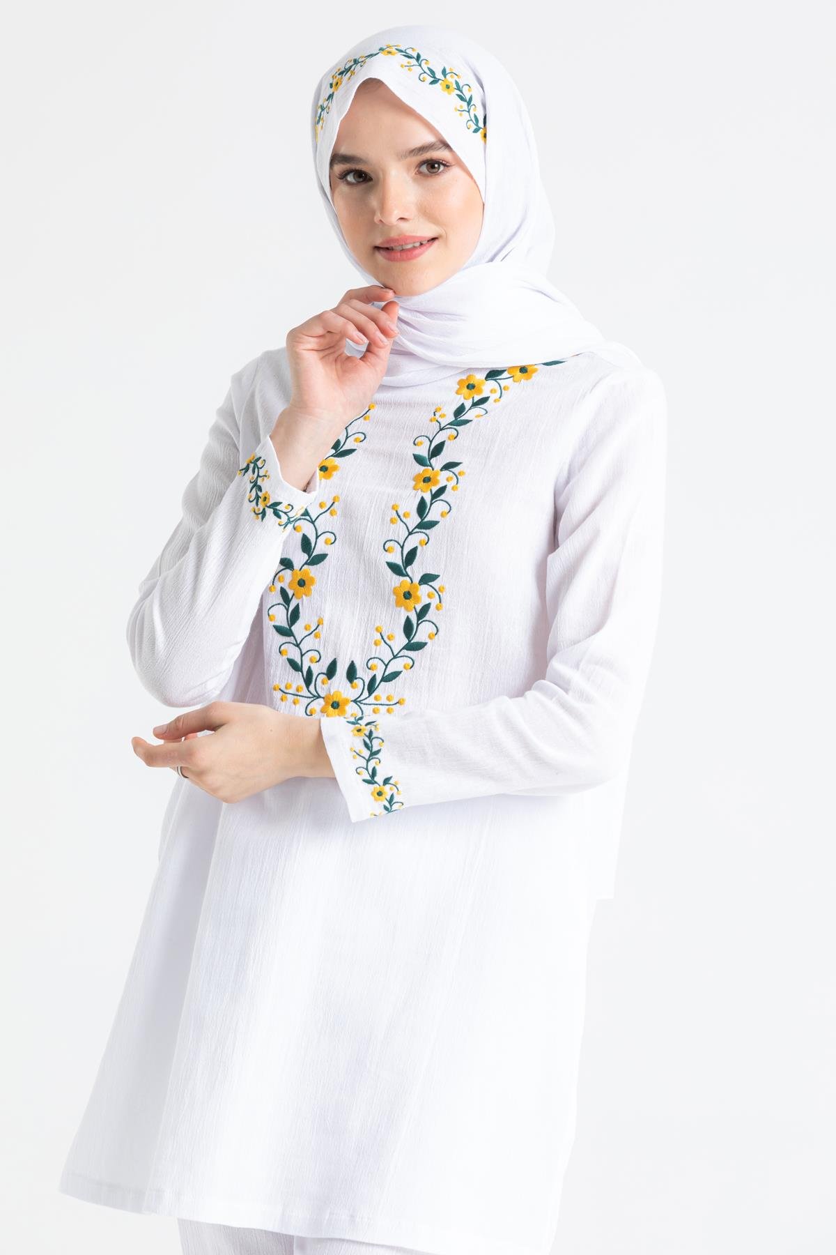 Şile Bezi Çiğdem Nakışlı Şal Beyaz Byz