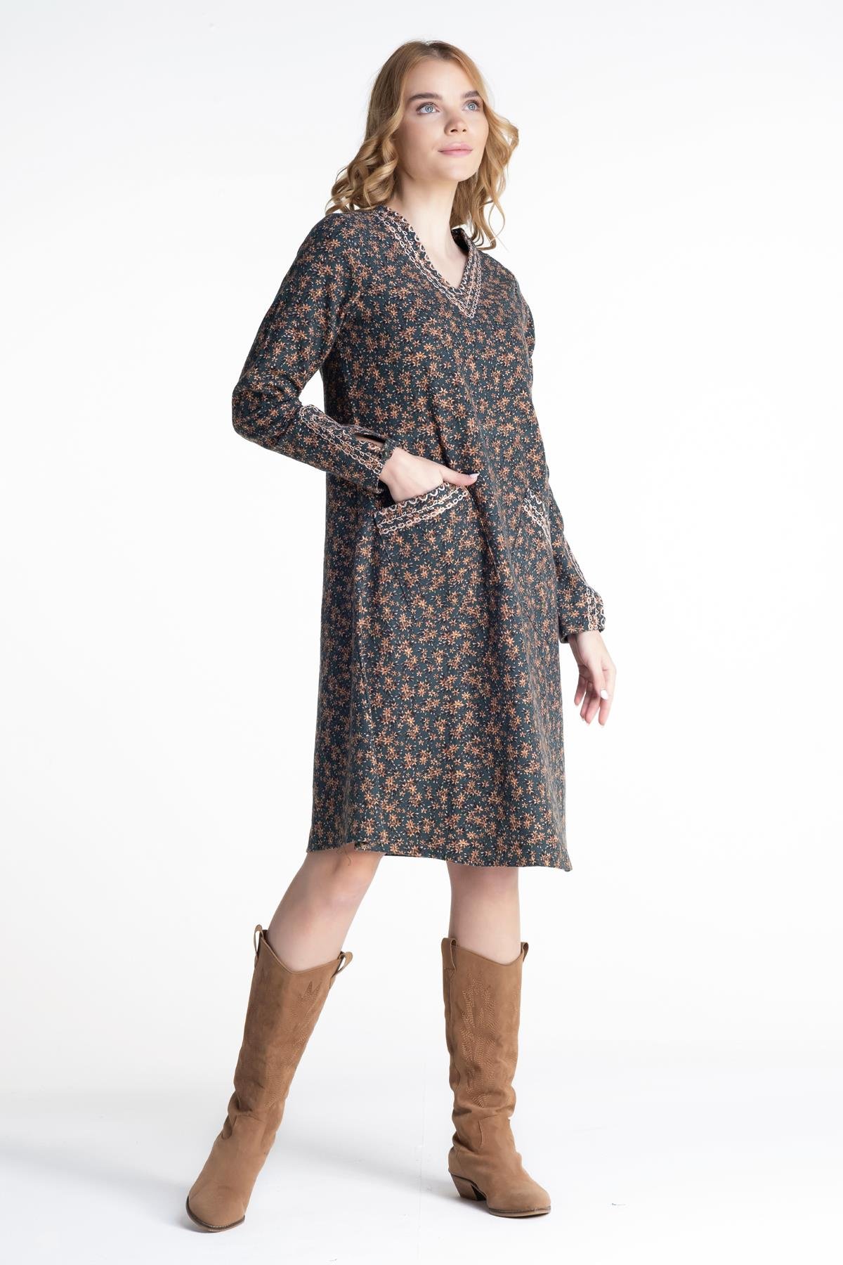 Long Sleeve Flannel Lina Flower Pattern Midi Length Autumn and Winter Dress Green