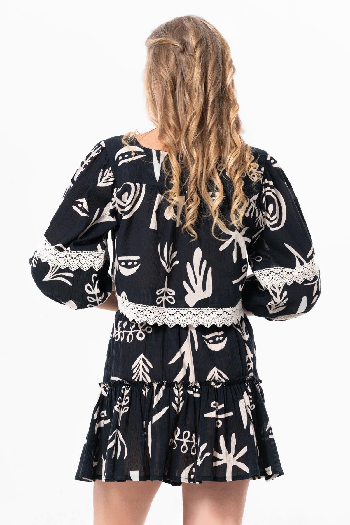 Uzun Kol Şile Bezi Akyaka Güpür Detay Yazlık Otantik Crop Bluz Siyah Syh