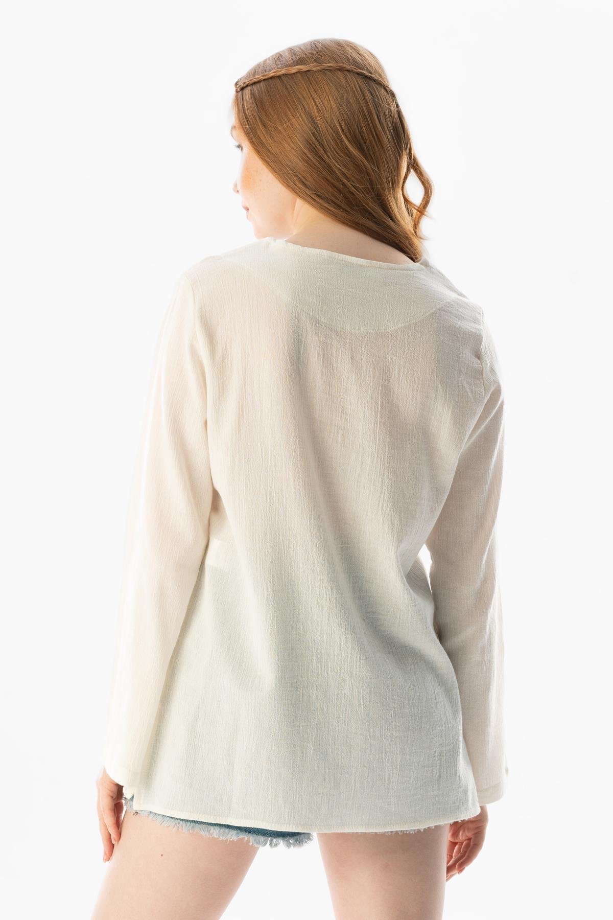 Uzun Kol Şile Bezi Gökkuşağı Nakış Detaylı Yazlık Bluz Krem Krm