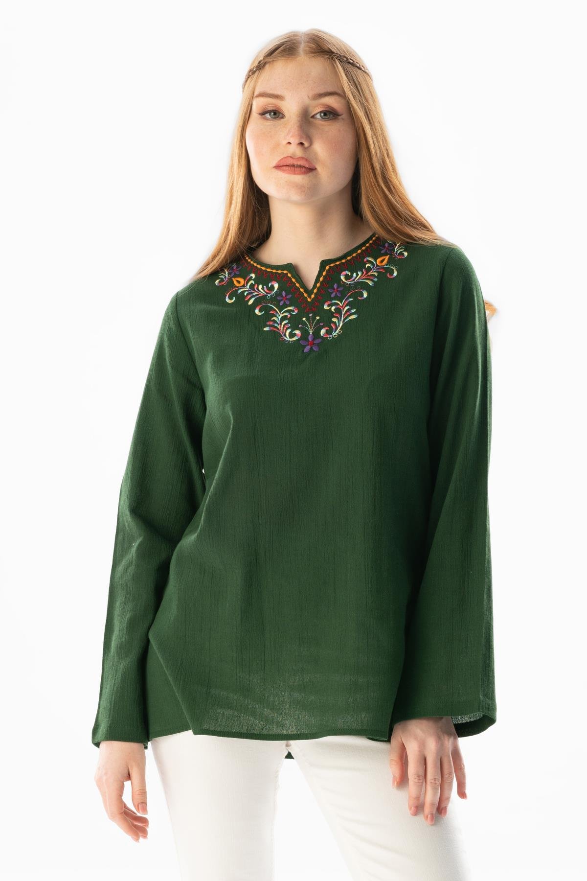 Uzun Kol Şile Bezi Gökkuşağı Nakış Detaylı Yazlık Bluz Yeşil Ysl