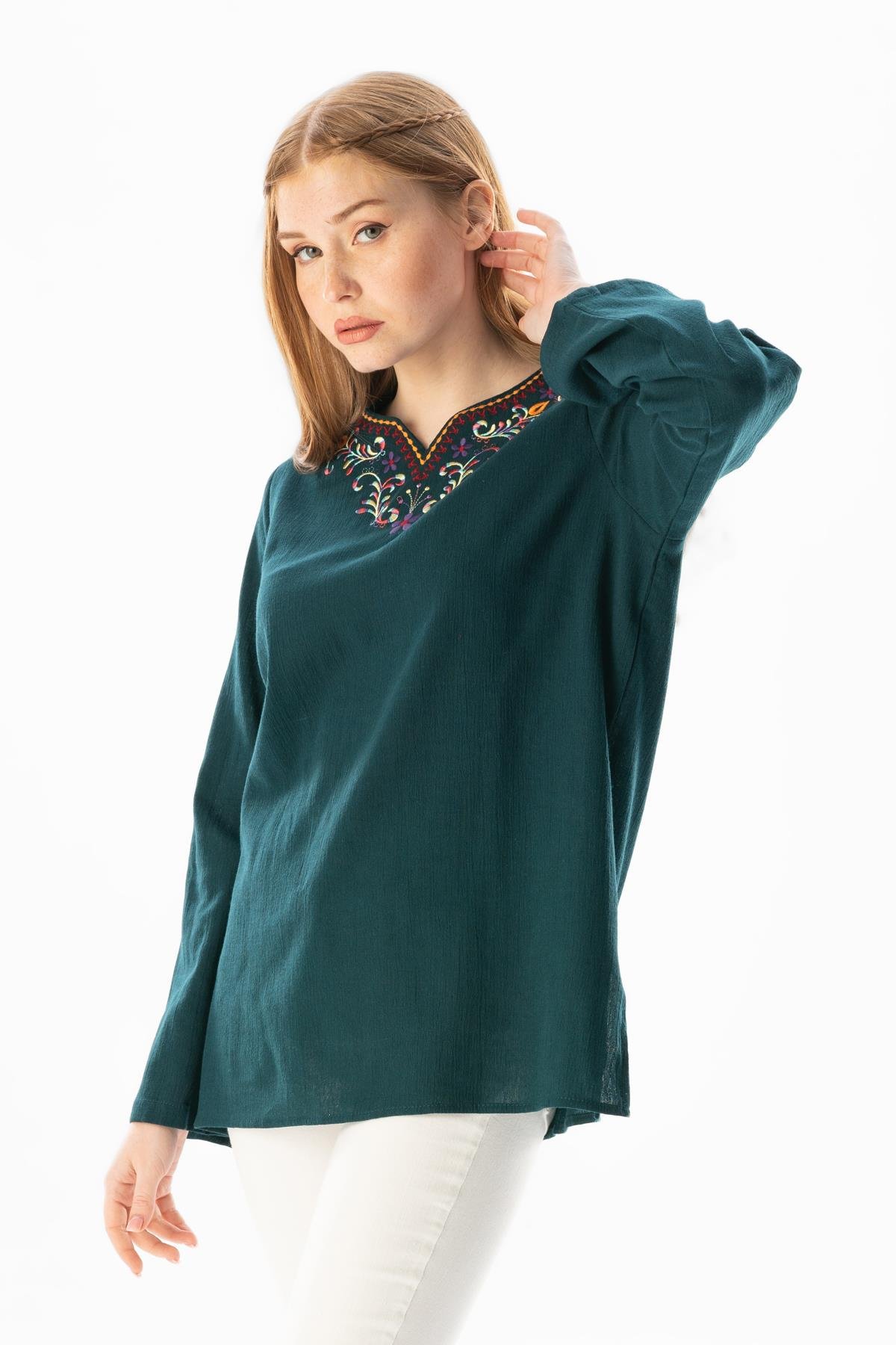 Uzun Kol Şile Bezi Gökkuşağı Nakış Detaylı Yazlık Bluz Petrol Ptrl