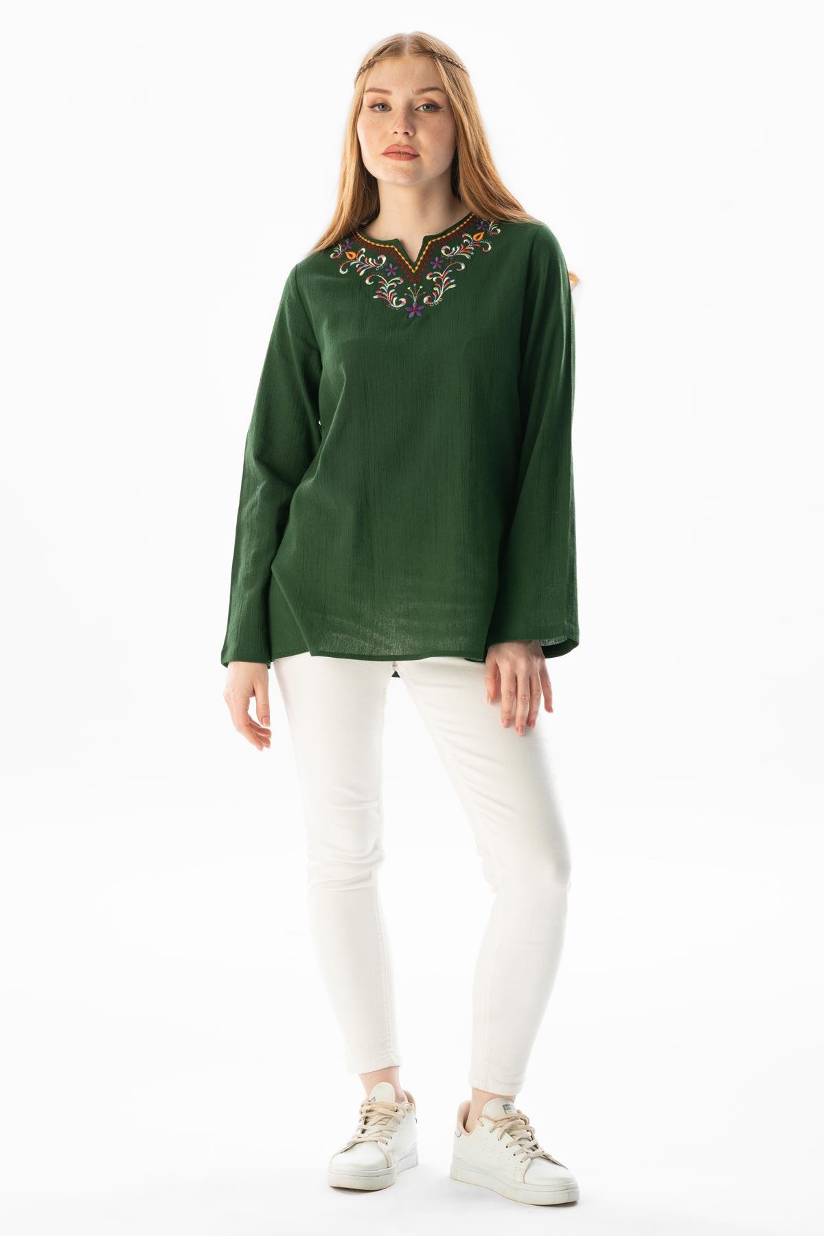 Uzun Kol Şile Bezi Gökkuşağı Nakış Detaylı Yazlık Bluz Yeşil Ysl