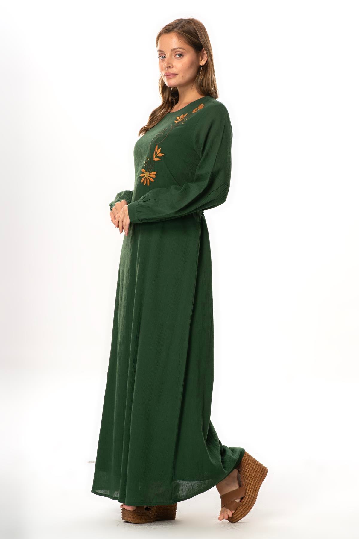 Uzun Kol Şile Bezi Gülşah Bisiklet Yaka Nakışlı Uzun Yazlık Elbise Yeşil Ysl