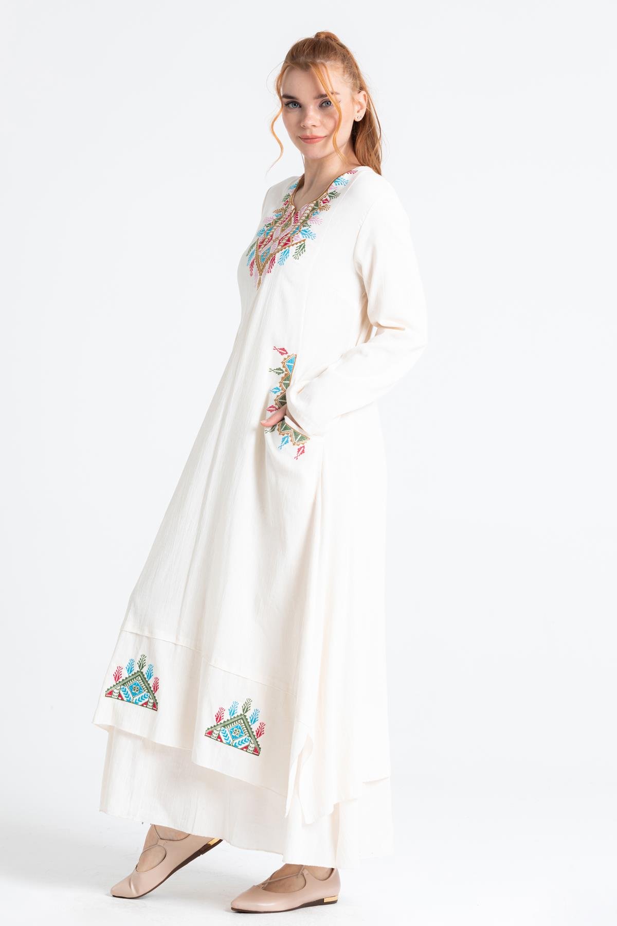 Uzun Kol Şile Bezi Nakışlı Antik Uzun Elbise Krem Krm