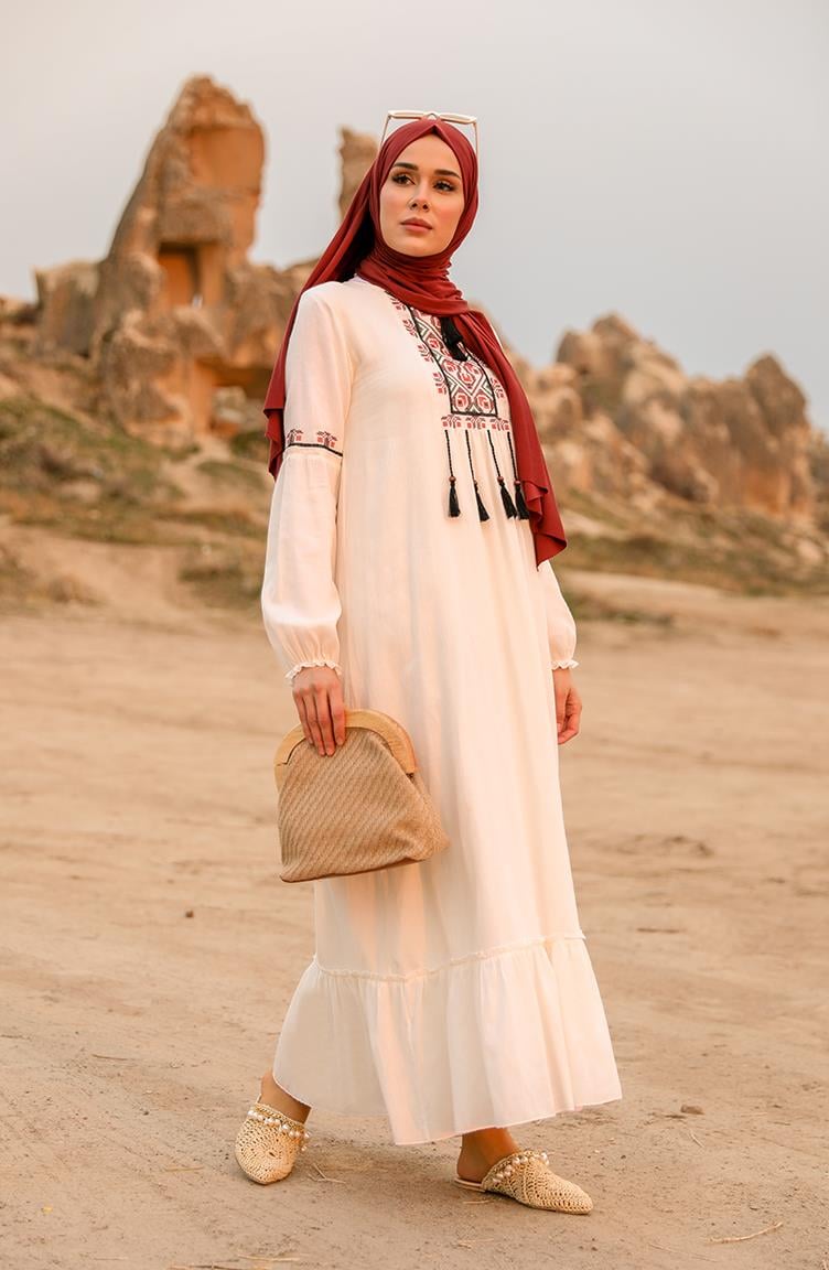 Uzun Kol Şile Bezi Seher Uzun Elbise Krem Krm