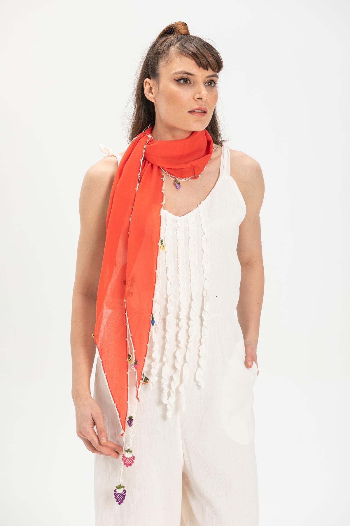 Embroidered Scarf Grass Red