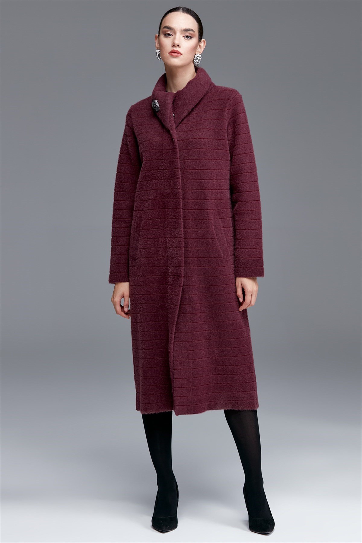 Çizgi Detaylı Angora Triko Kaban MÜRDÜM