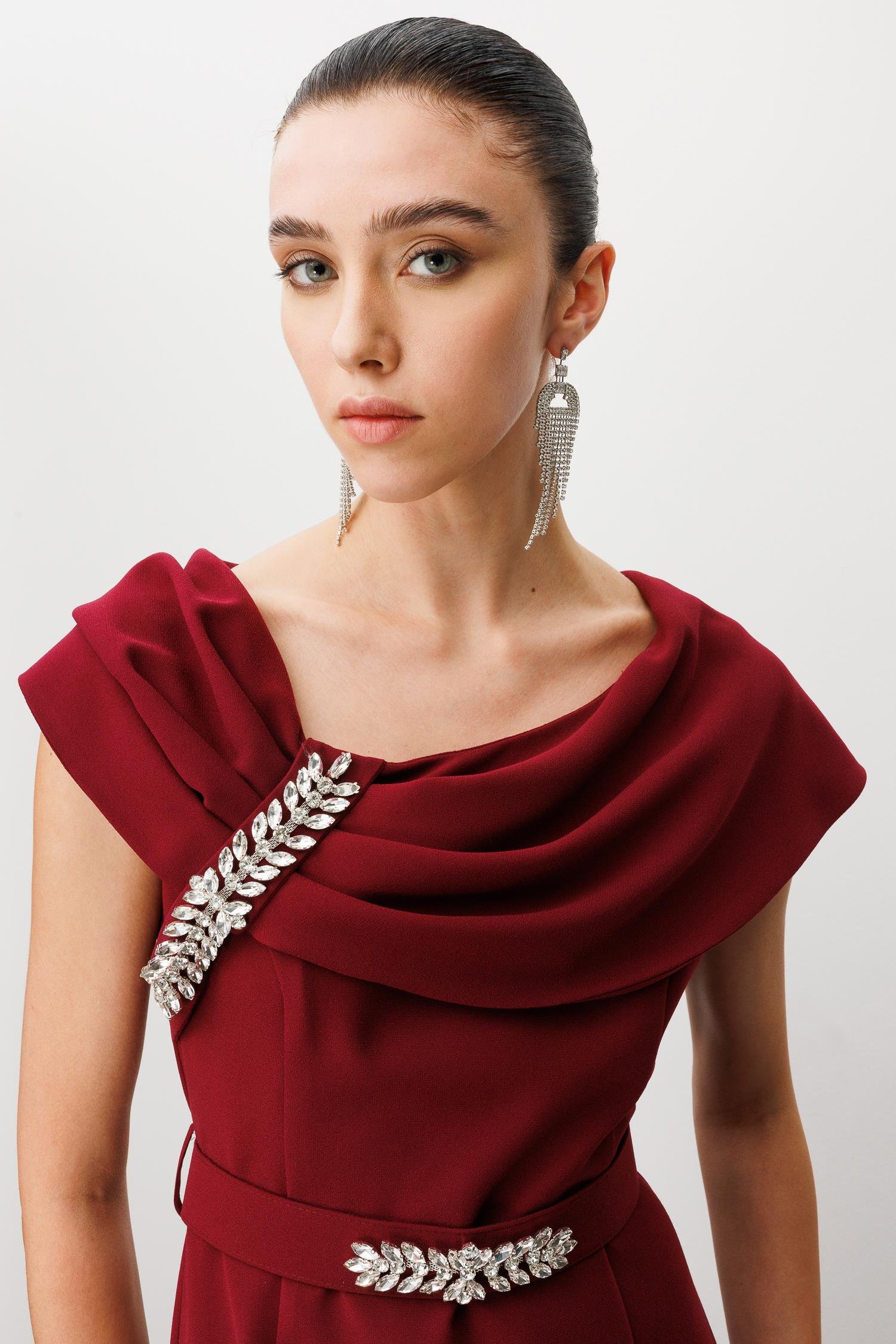 Modailgi  Aksesuar Detaylı Elbise Bordo