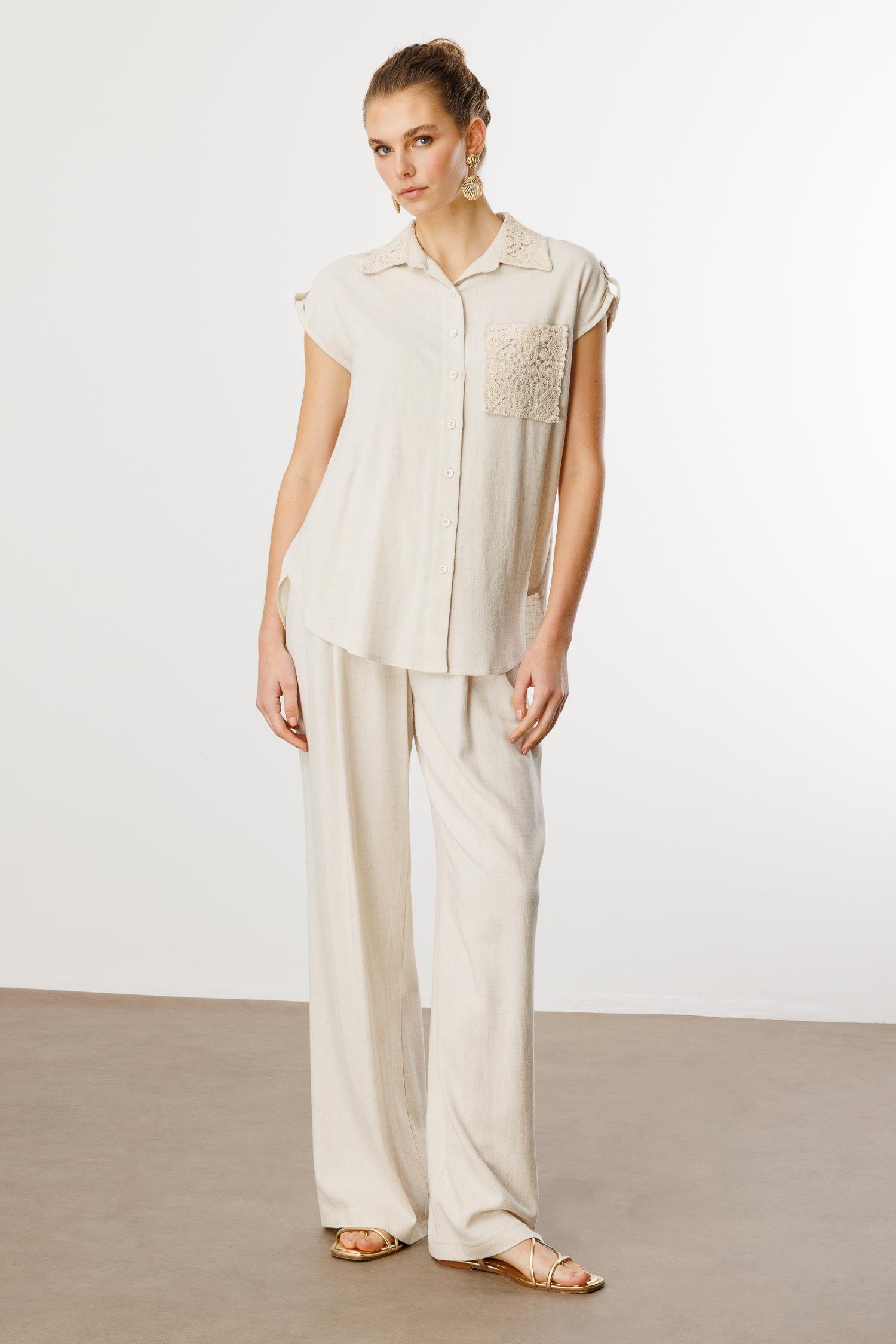 Modailgi  Apoletli Düşük Omuzlu Güpür Kumaş Detaylı Rahat Kesim Gömlek Orijinal