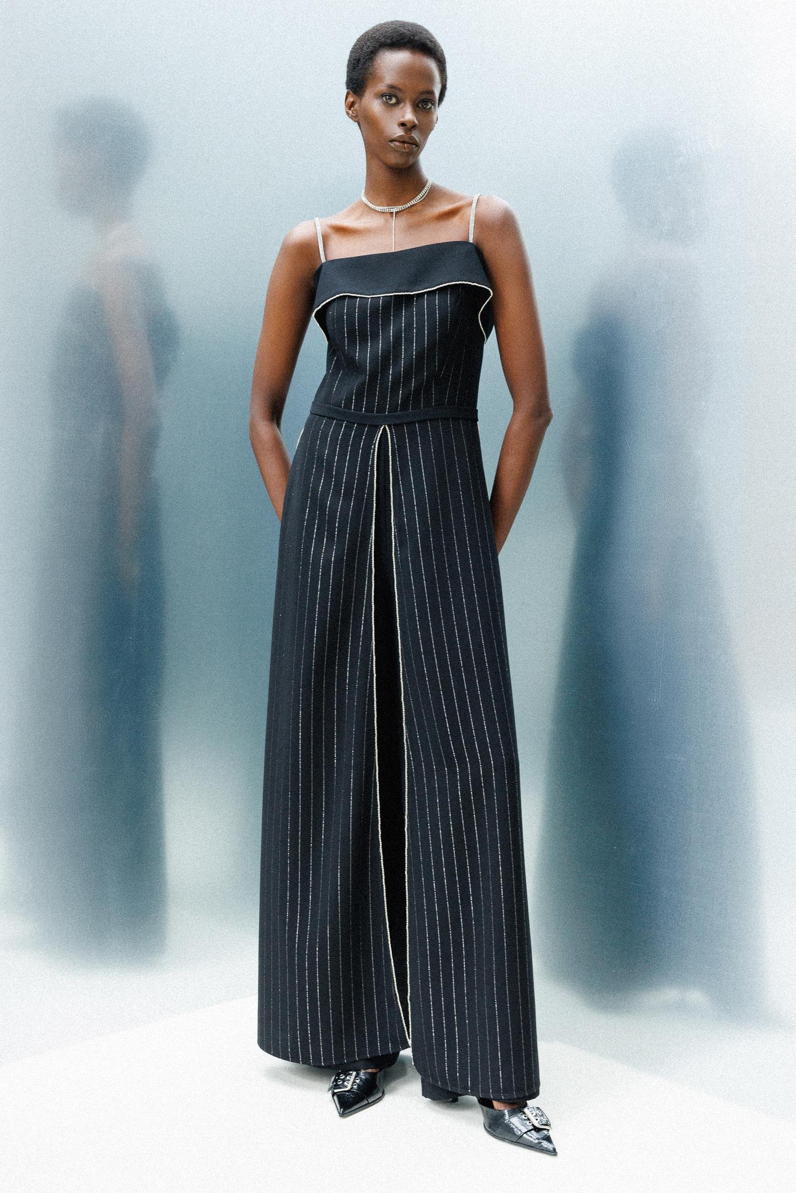 Modailgi  Askılı Taş Şeritli Simli Çizgili Tulum Siyah