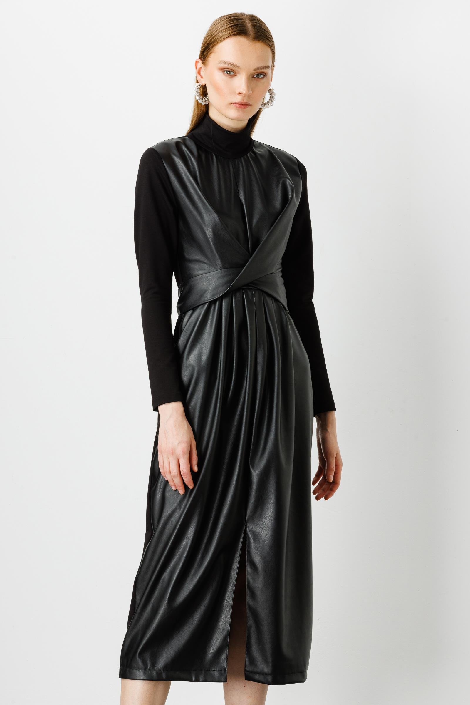 Modailgi  Bağlama Detaylı Yırtmaçlı Deri Elbise Siyah