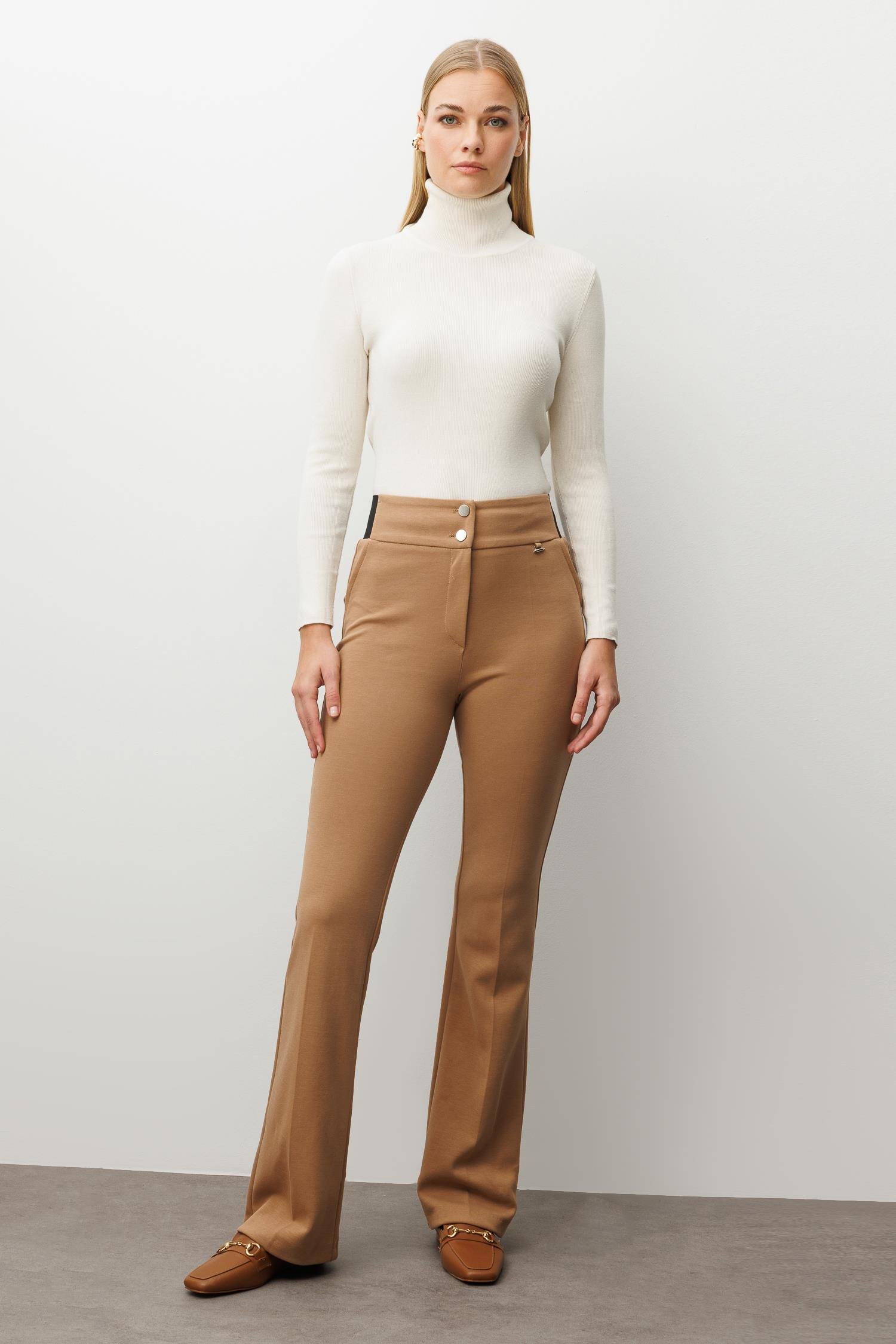 Modailgi  Bel Korsajı Lastikli İspanyol Paça Pantolon Camel