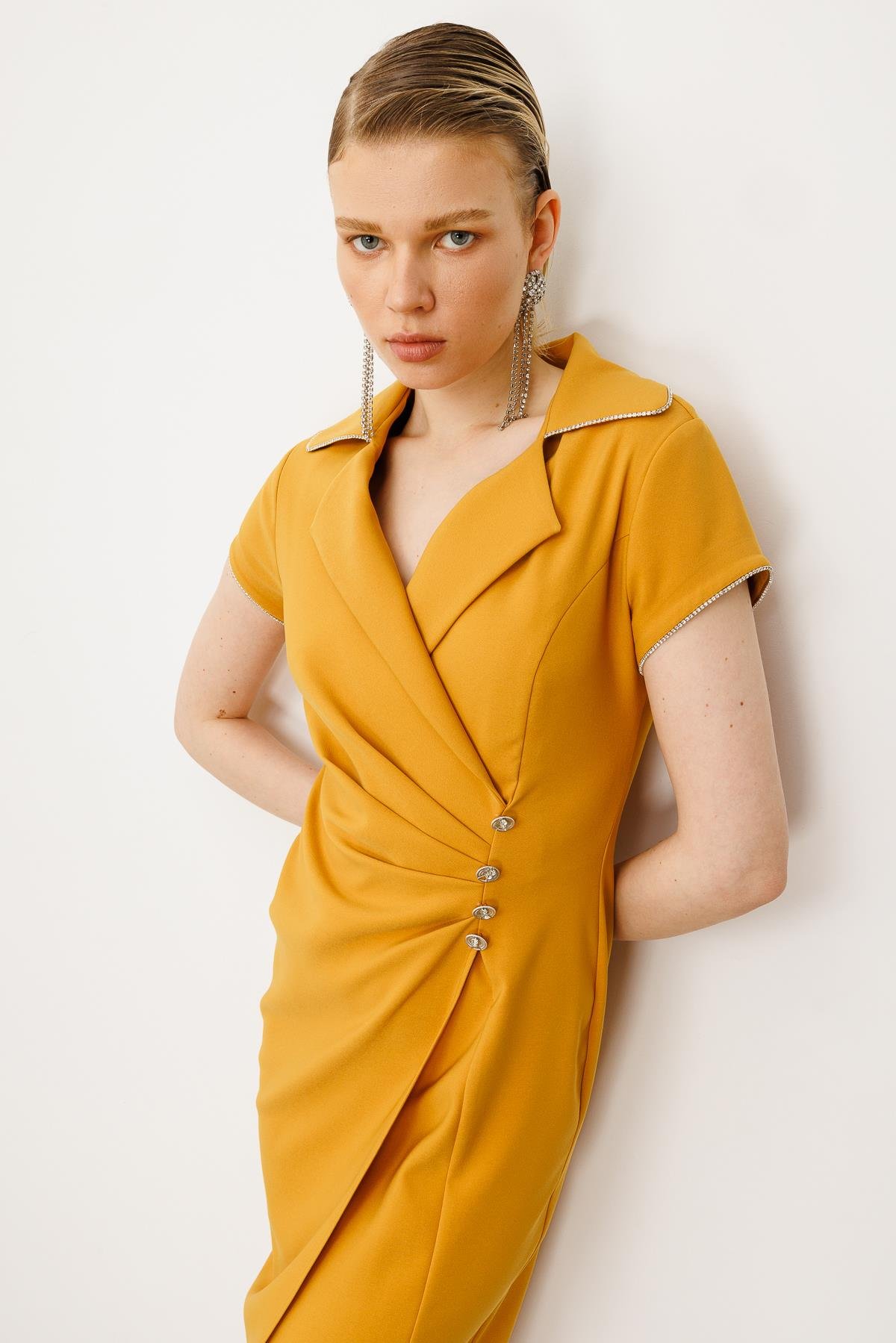 Modailgi  Belde Pile Detaylı Ay Kol Midi Boy Elbise Hardal