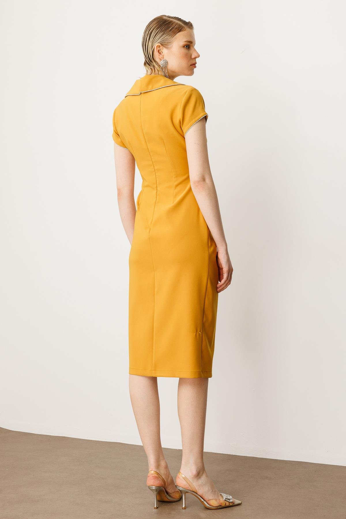 Modailgi  Belde Pile Detaylı Ay Kol Midi Boy Elbise Hardal