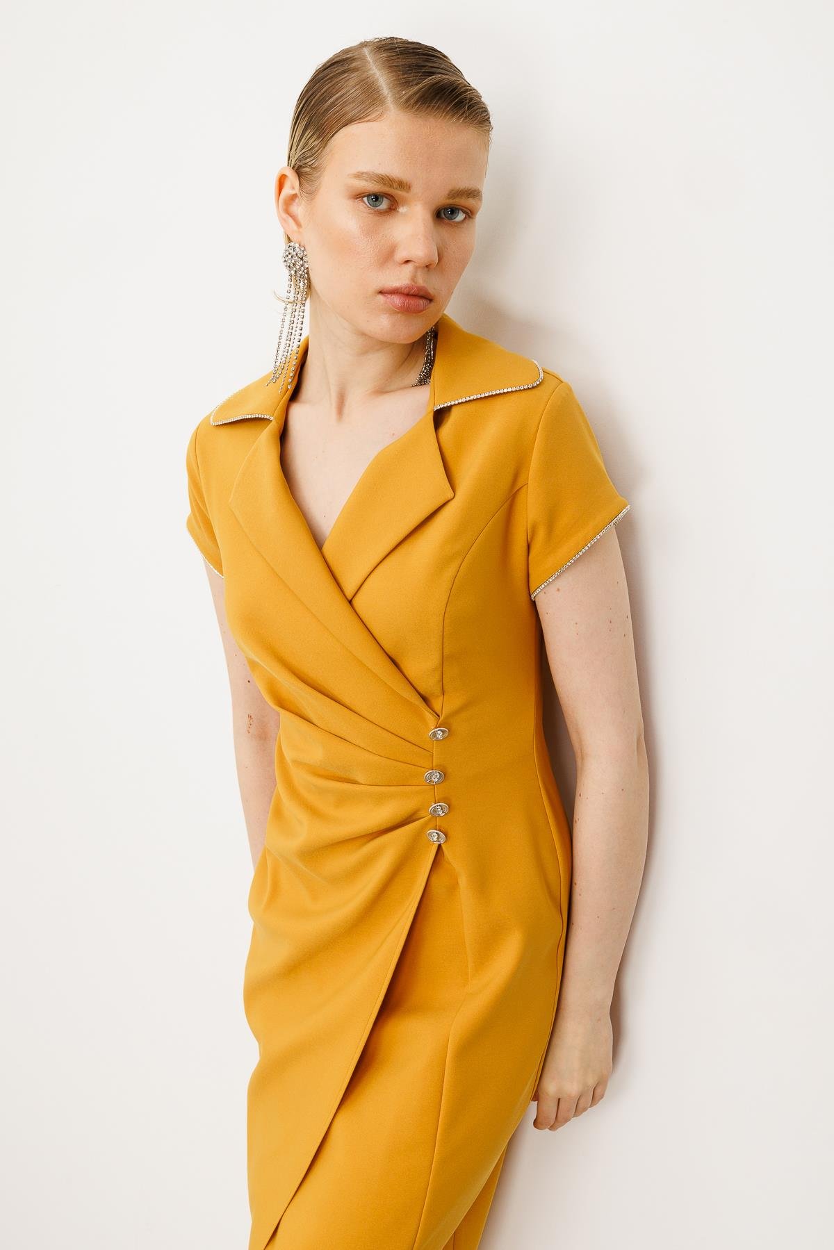 Modailgi  Belde Pile Detaylı Ay Kol Midi Boy Elbise Hardal