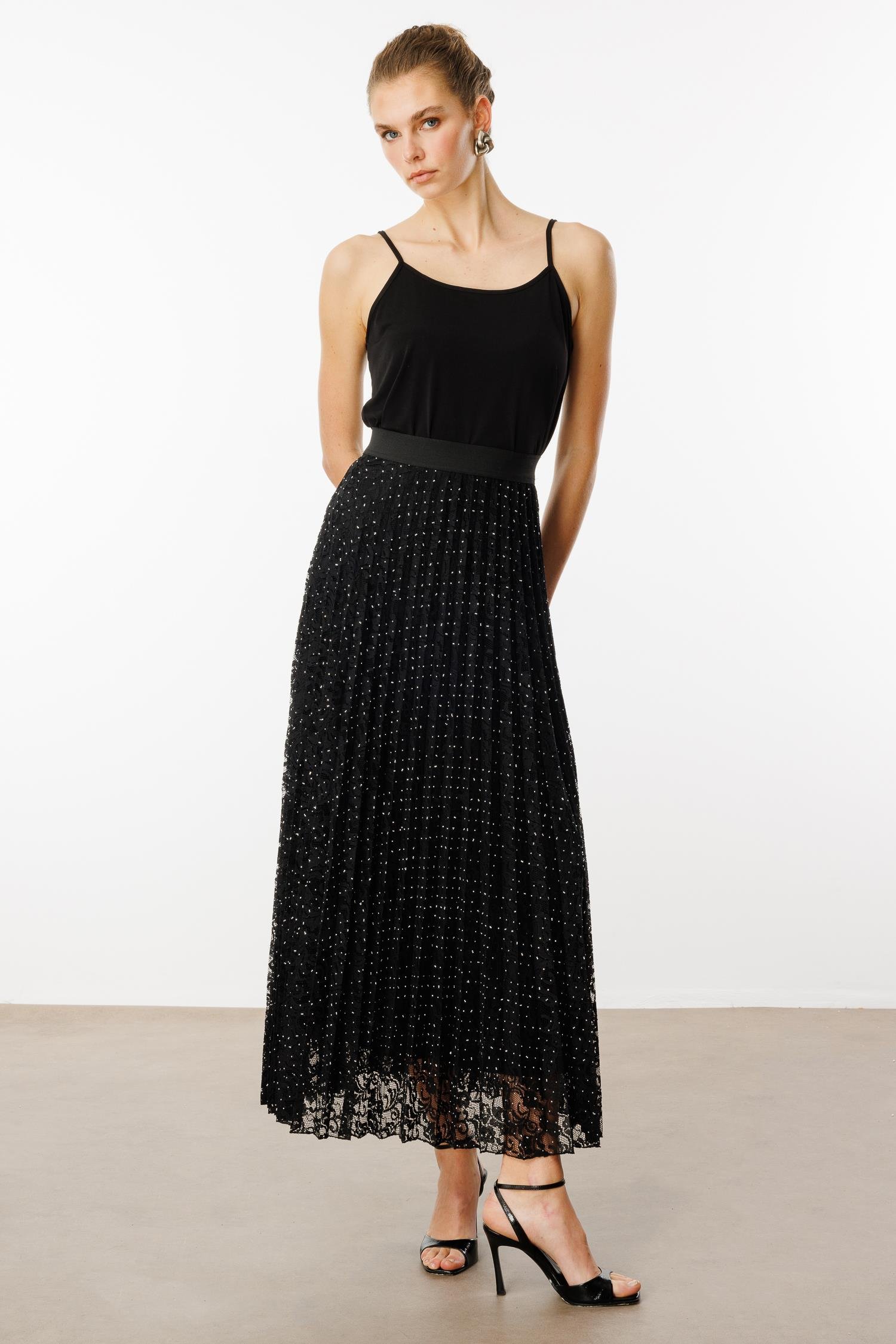 Modailgi  Beli Lastikli Taşlı Dantelli Plisoley Etek - 15077 Siyah