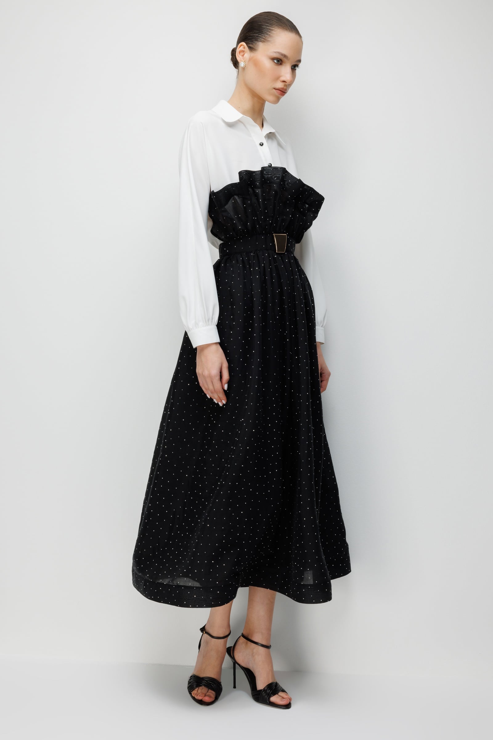 Modailgi  Beli Lastikli Taşlı Kumaştan Fırfır Detaylı Uzun Elbise Ekru