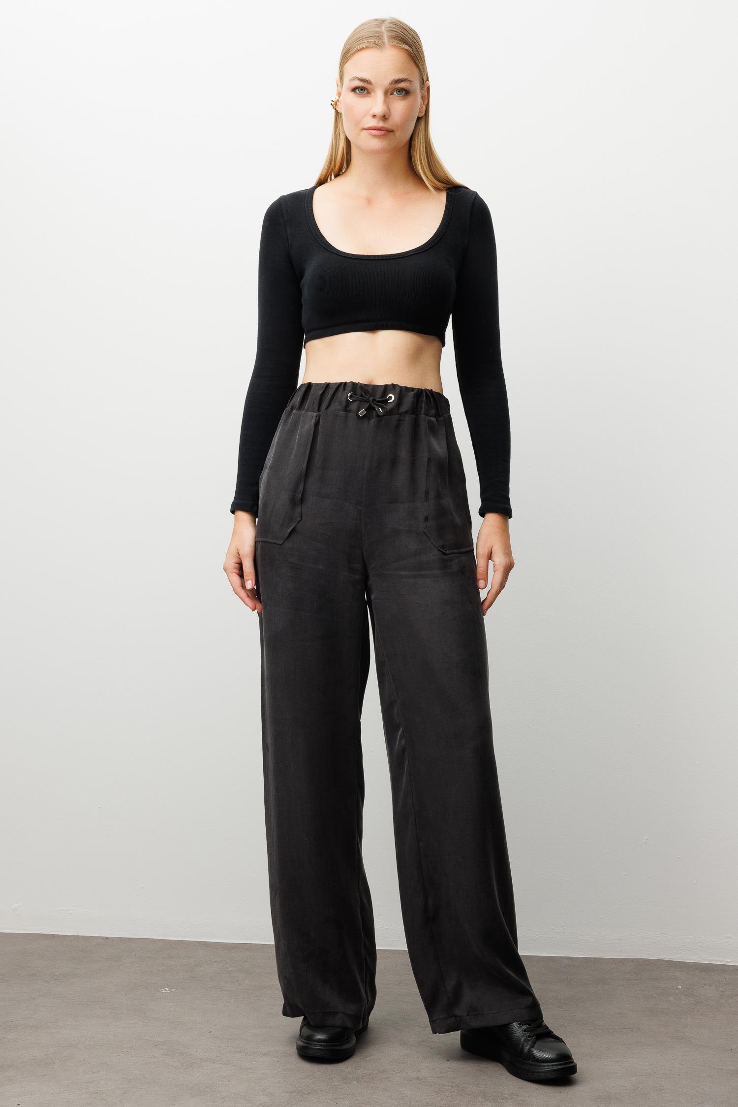 Modailgi  Beli Lastikli Torba Cepli Yüksek Bel Pantolon - 15039 Siyah