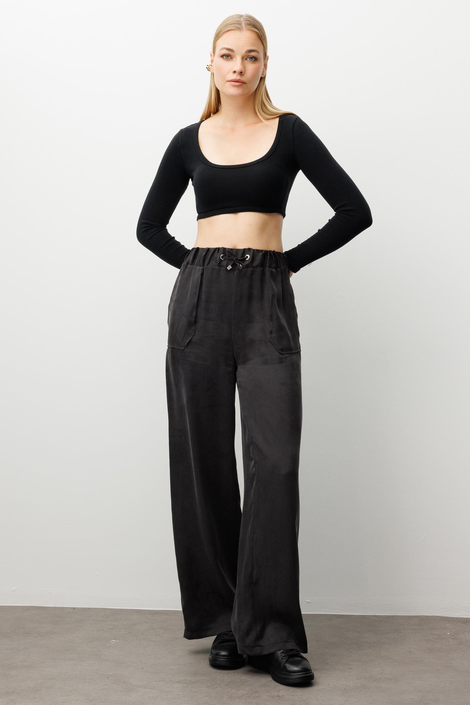 Modailgi  Beli Lastikli Torba Cepli Yüksek Bel Pantolon - 15039 Siyah