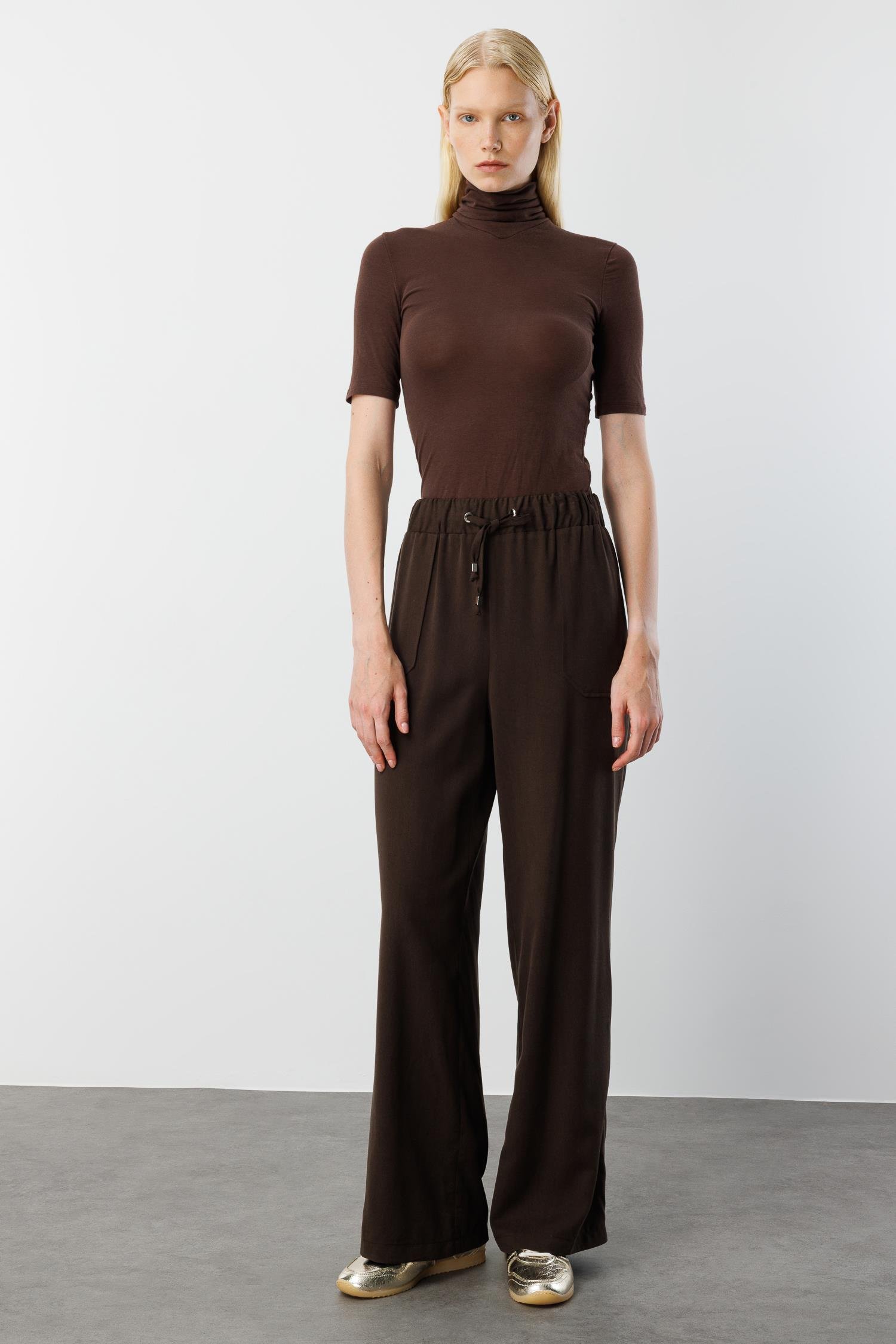 Modailgi  Beli Lastikli Tünel Bağcık Detaylı Torba Cepli Pantolon - 15042 Kahve