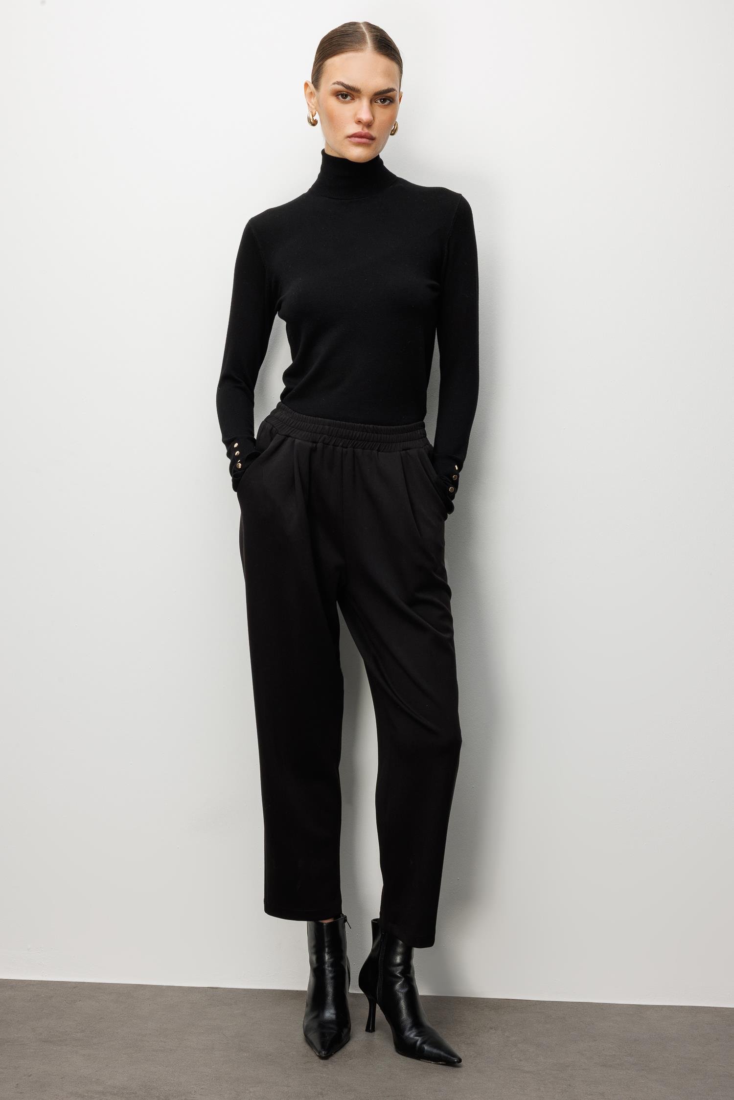 Modailgi  Beli Lastikli Yandan Cepli Pile Detaylı Örme Pantolon - 15051 Siyah