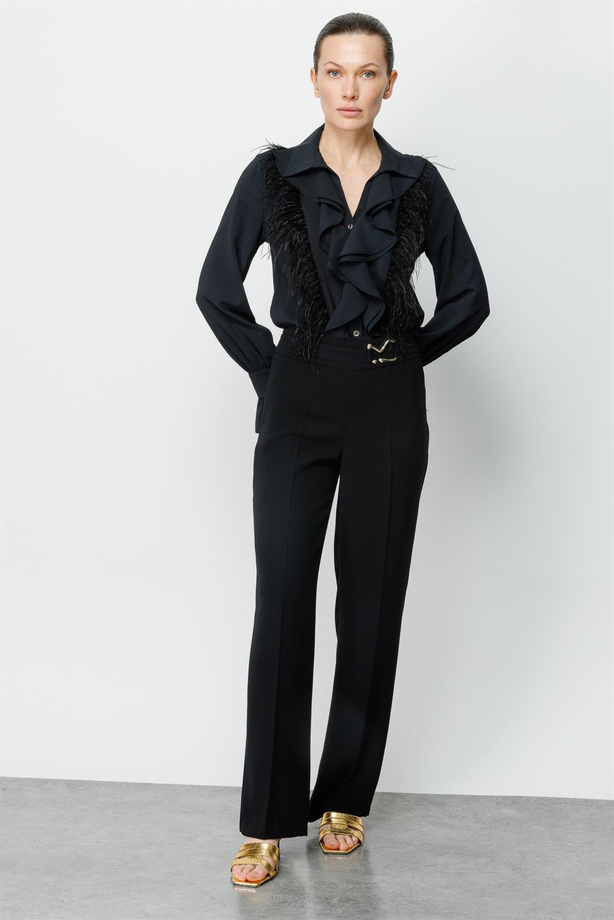 Modailgi  Beli Metal Toka Detaylı Pantolon Siyah